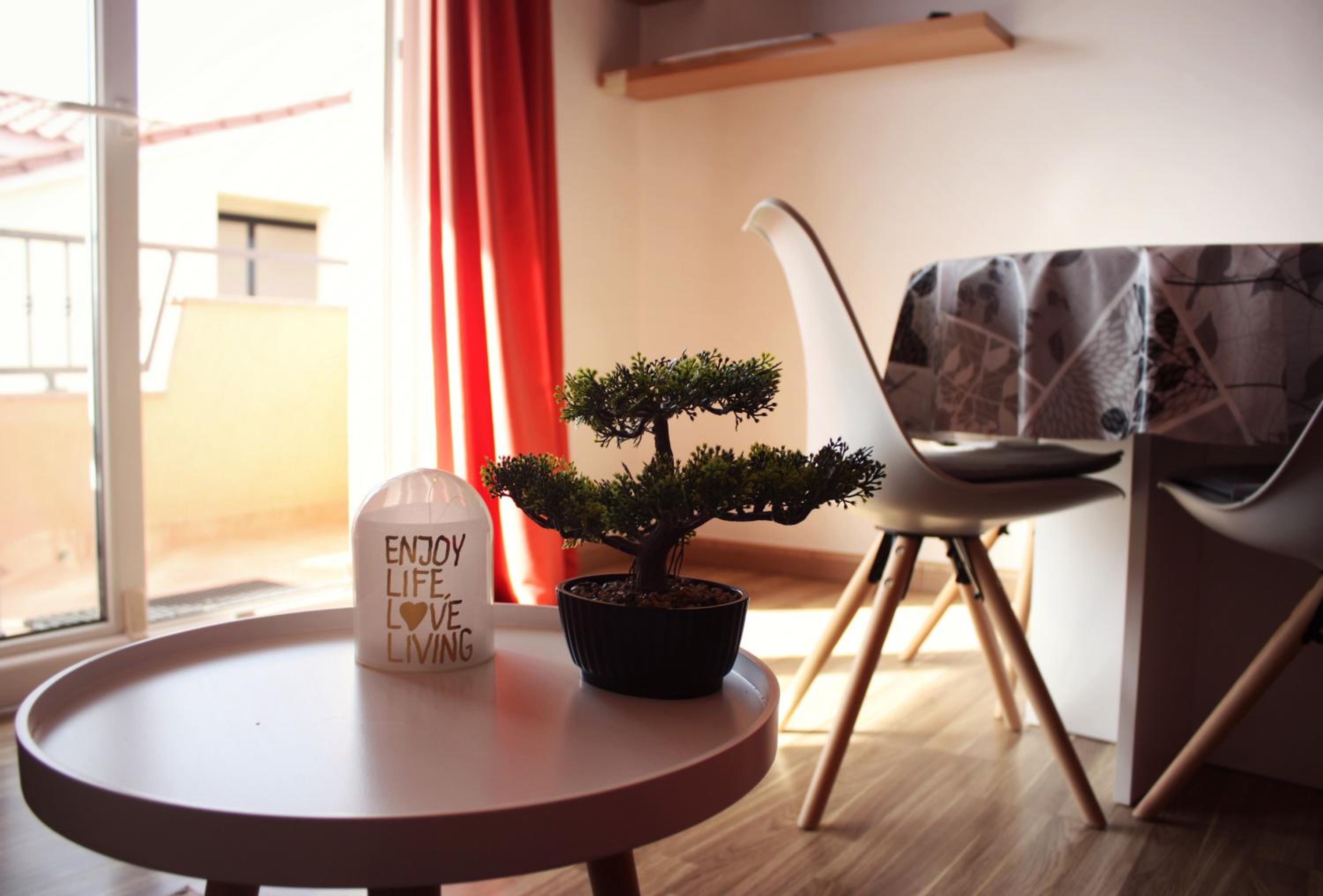 Apartment - Photo 2