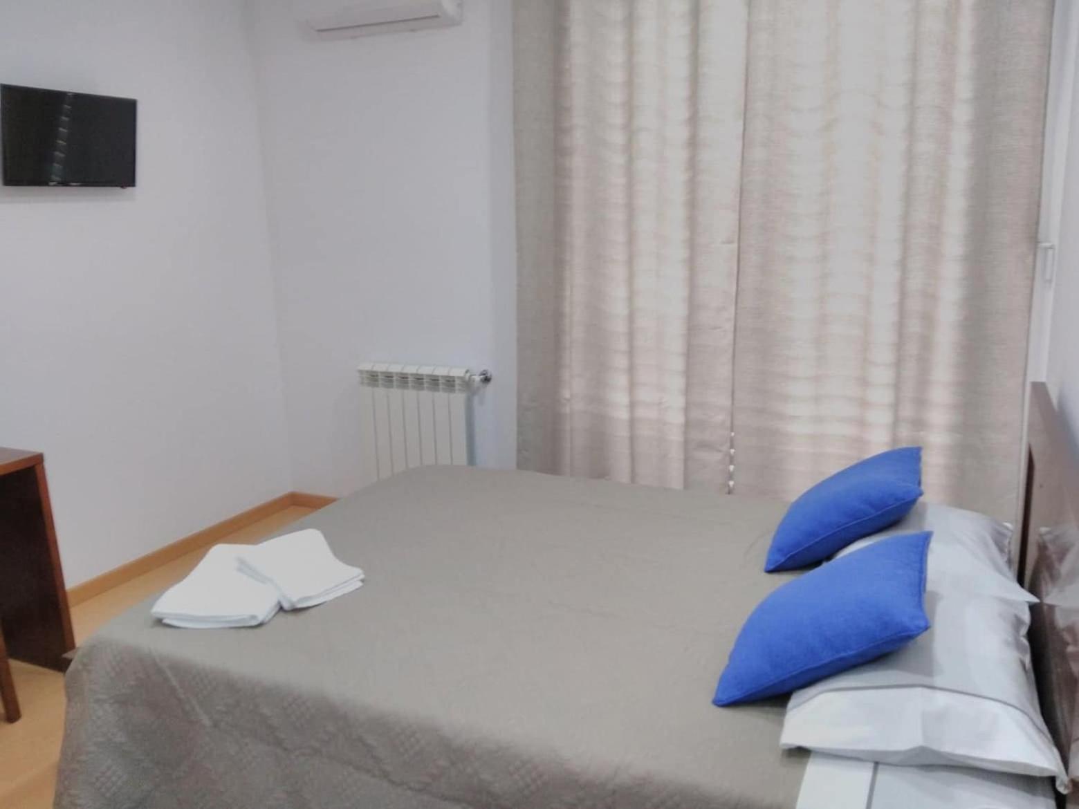Double Room with Private Bathroom photo 2