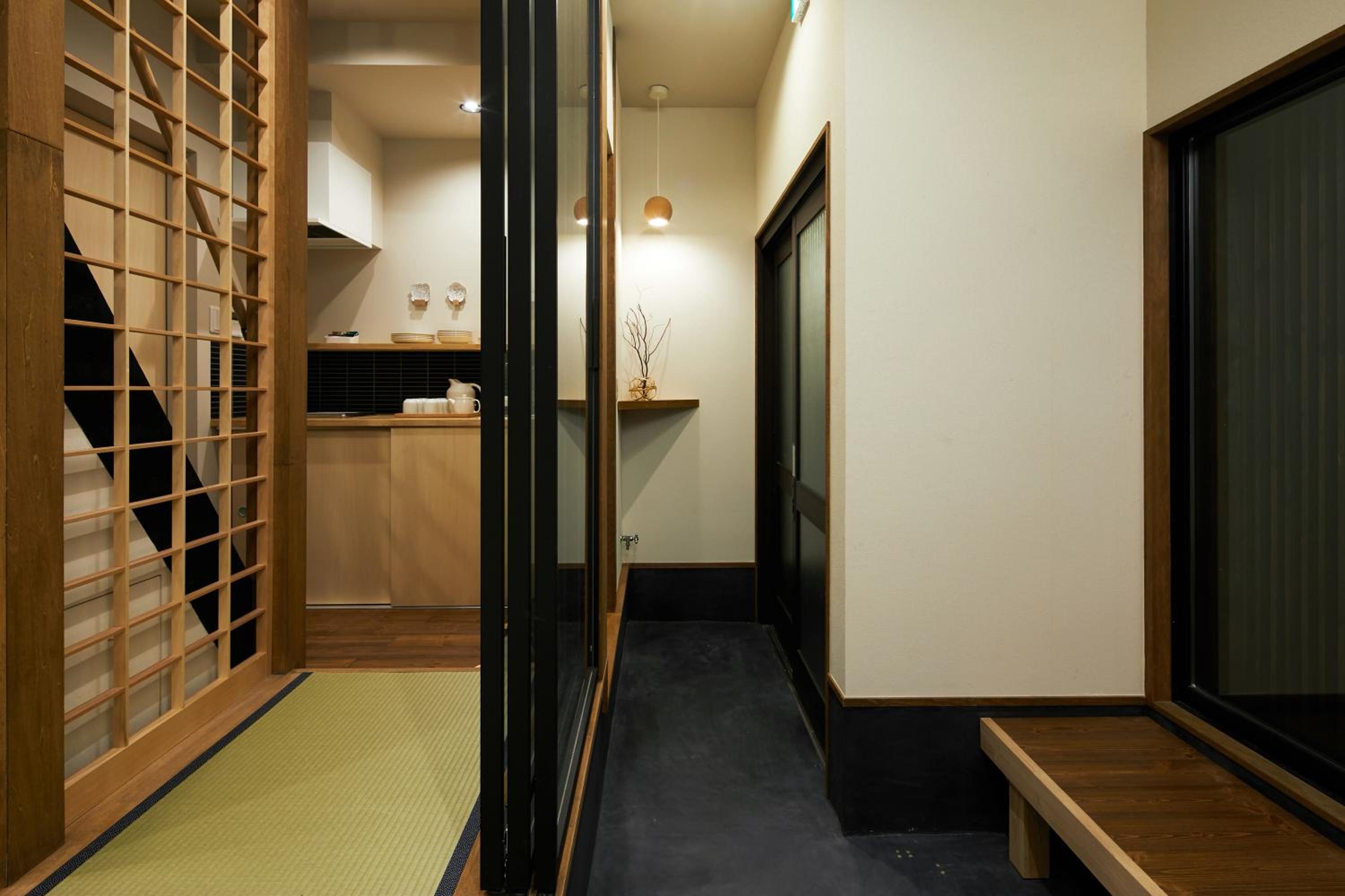 Two-Bedroom Suite - Photo 19