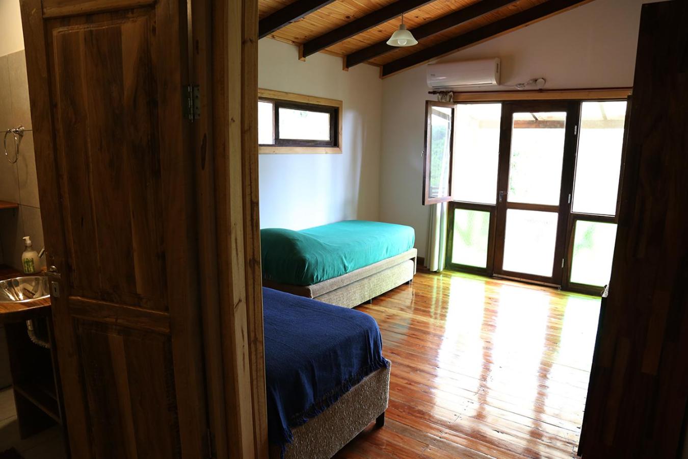 Triple Room with Private Bathroom photo 3