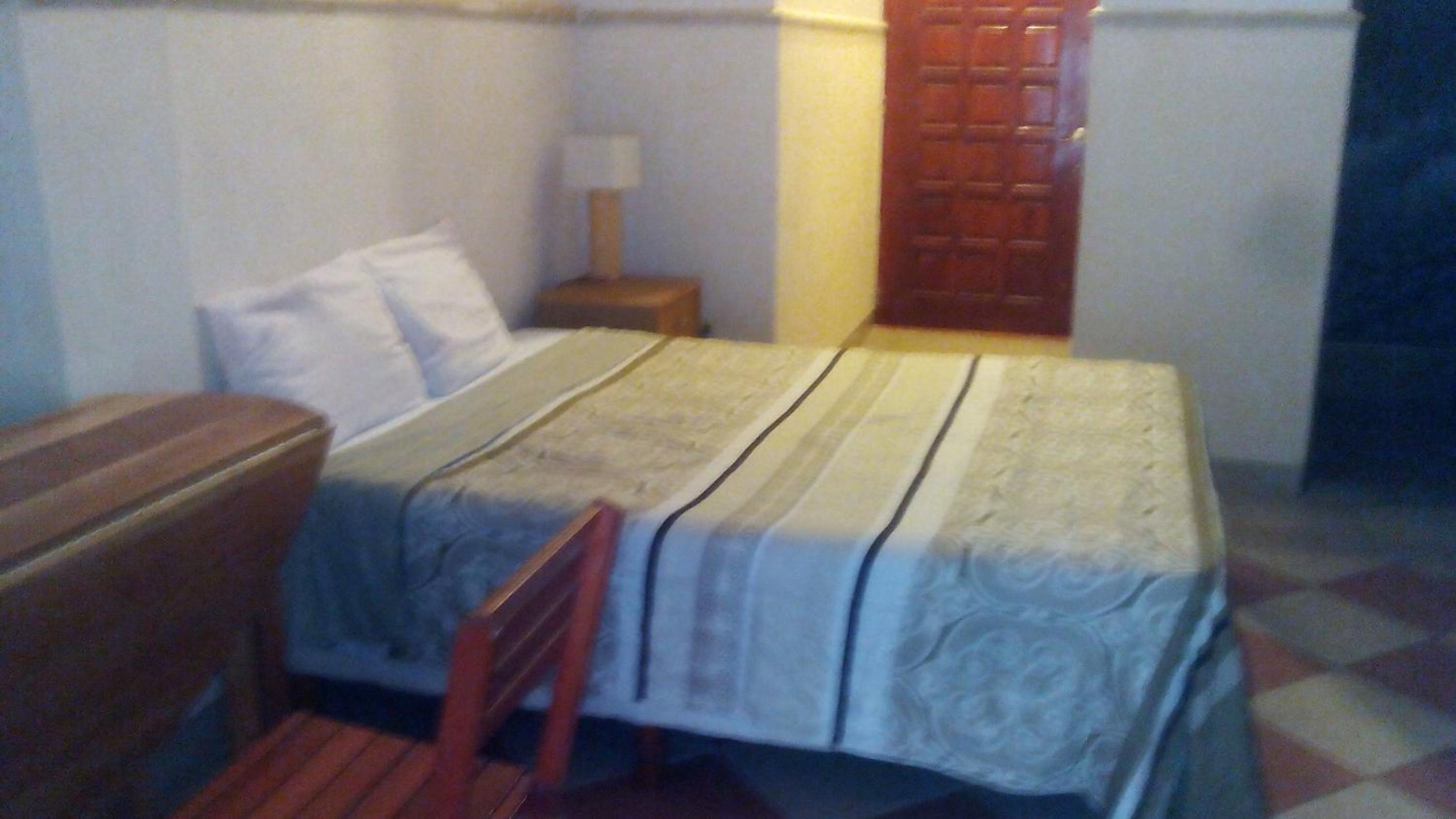 Queen Room photo 1