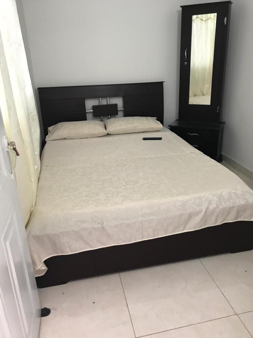 Single Room With Private Bathroom photo 2