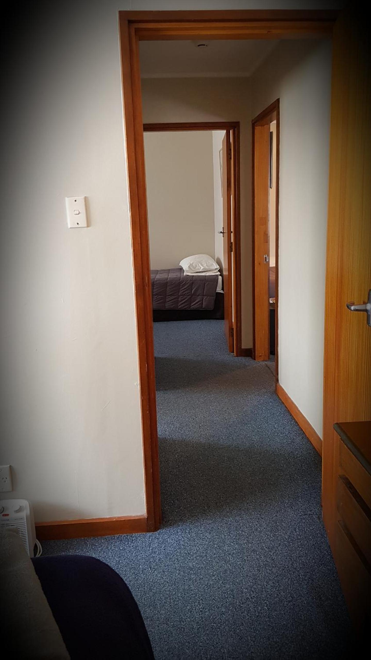 Two-Bedroom Suite - Photo 4
