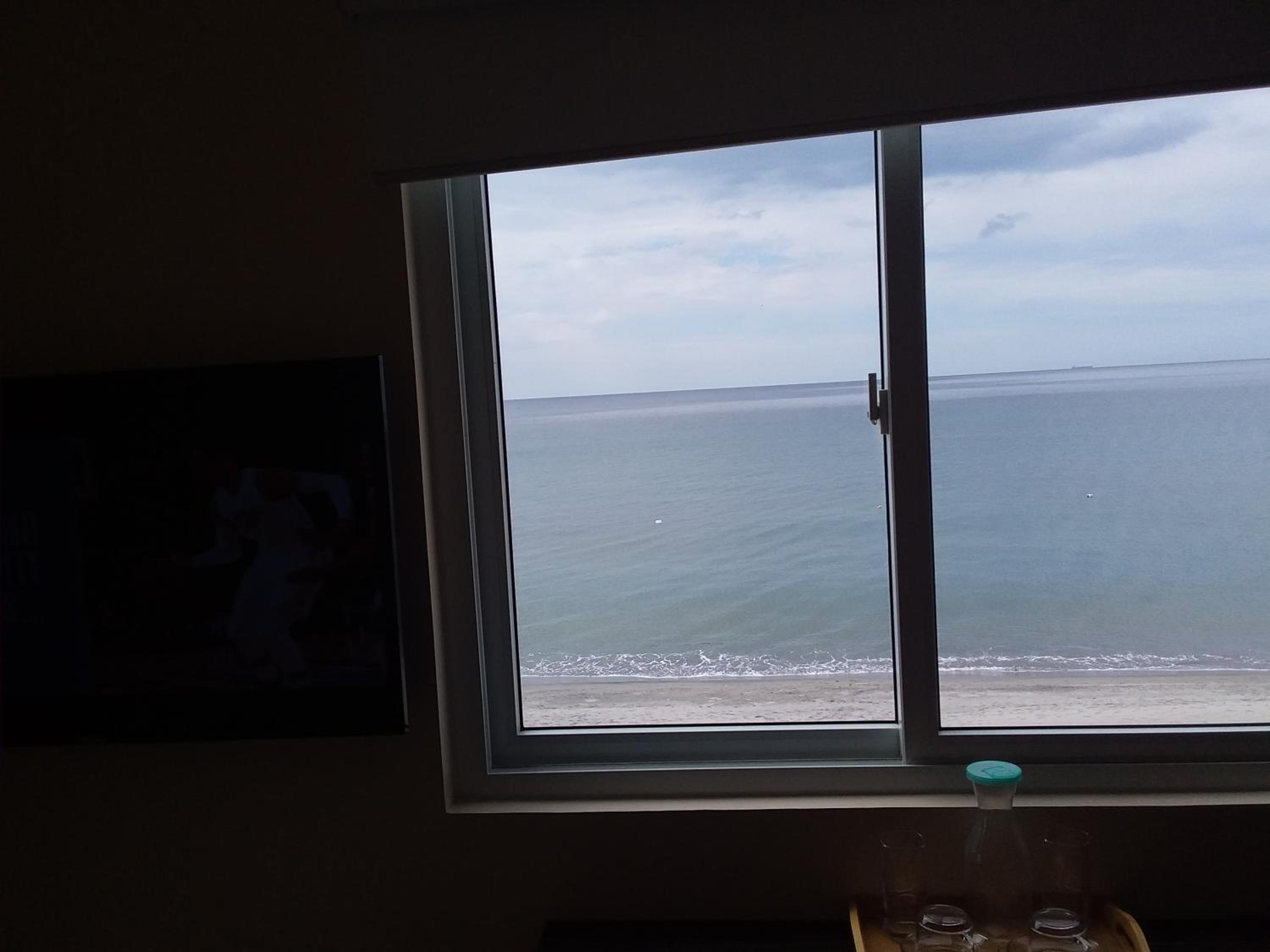Premium Family Room photo 3