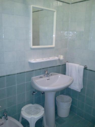 Double or Twin Room photo 3