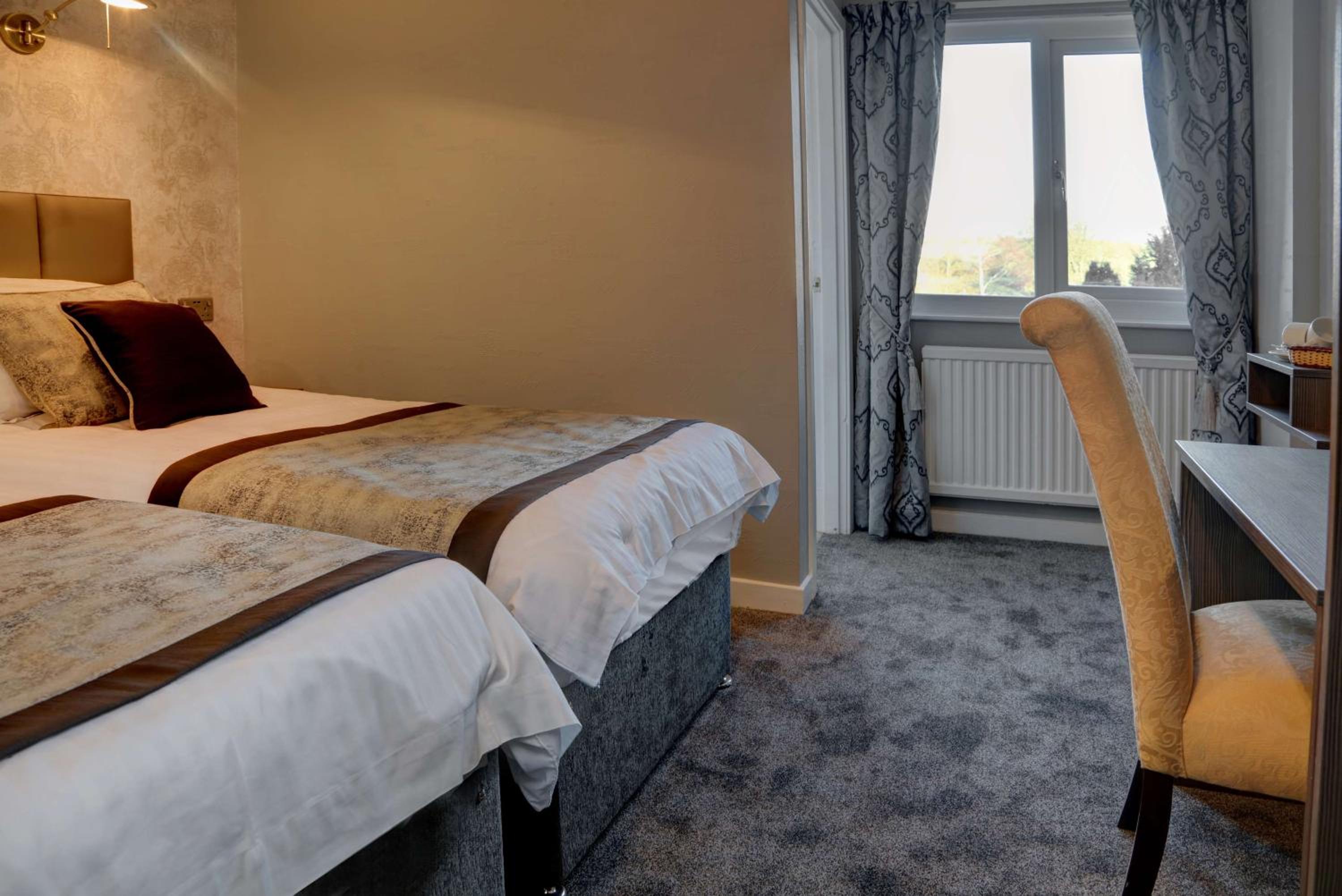 Twin Room with View