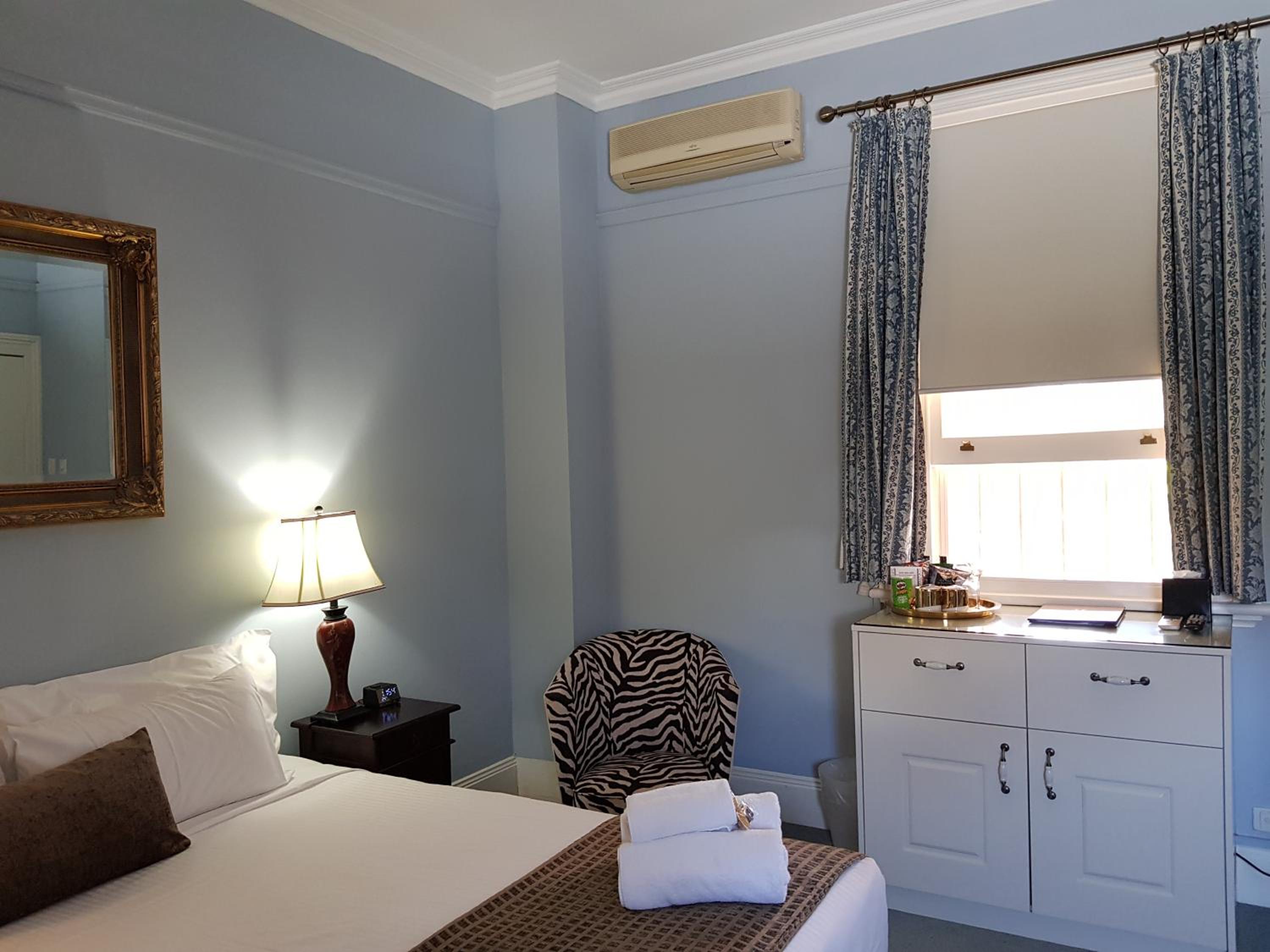 King Deluxe Suite