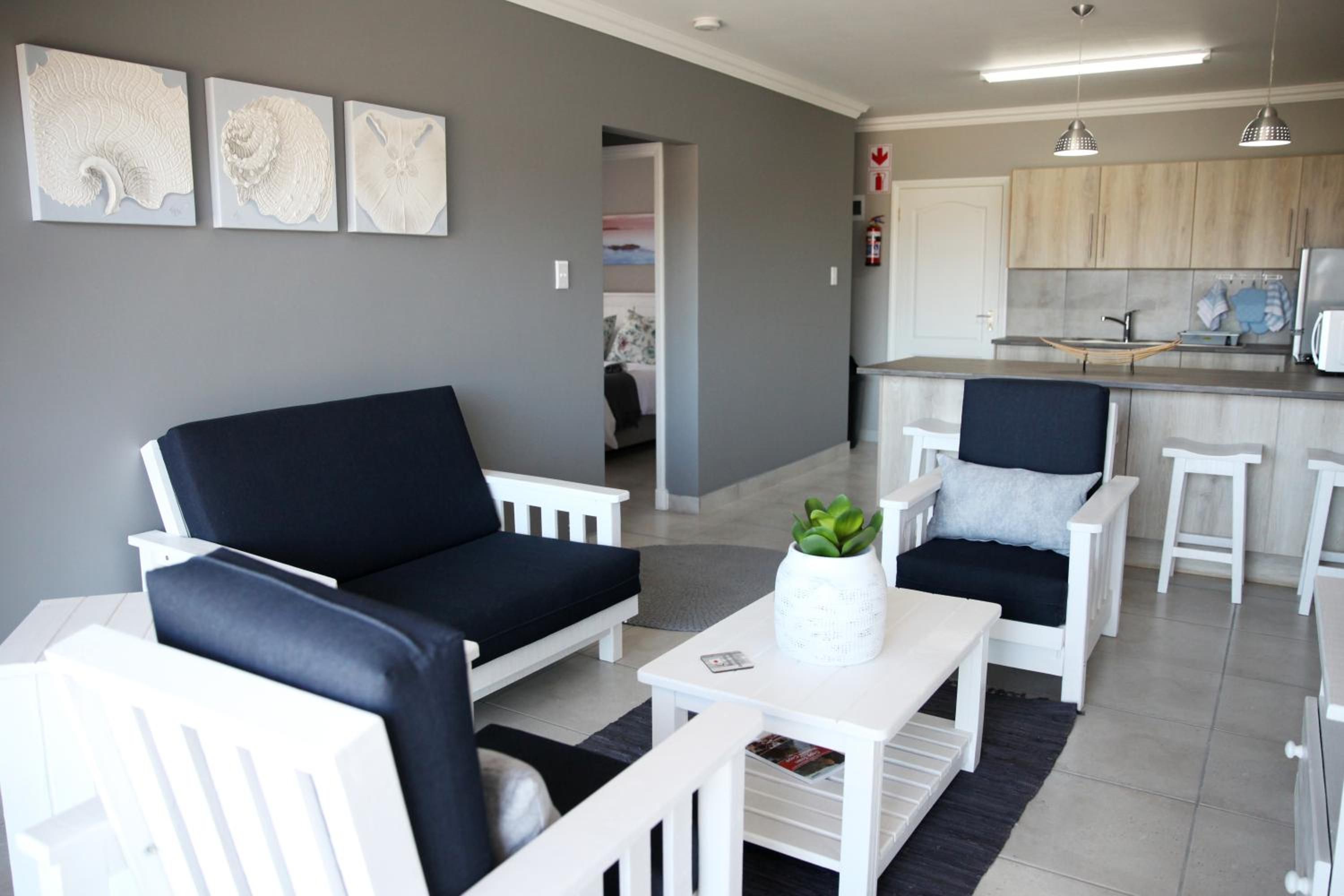 Apartment with Sea View photo 2