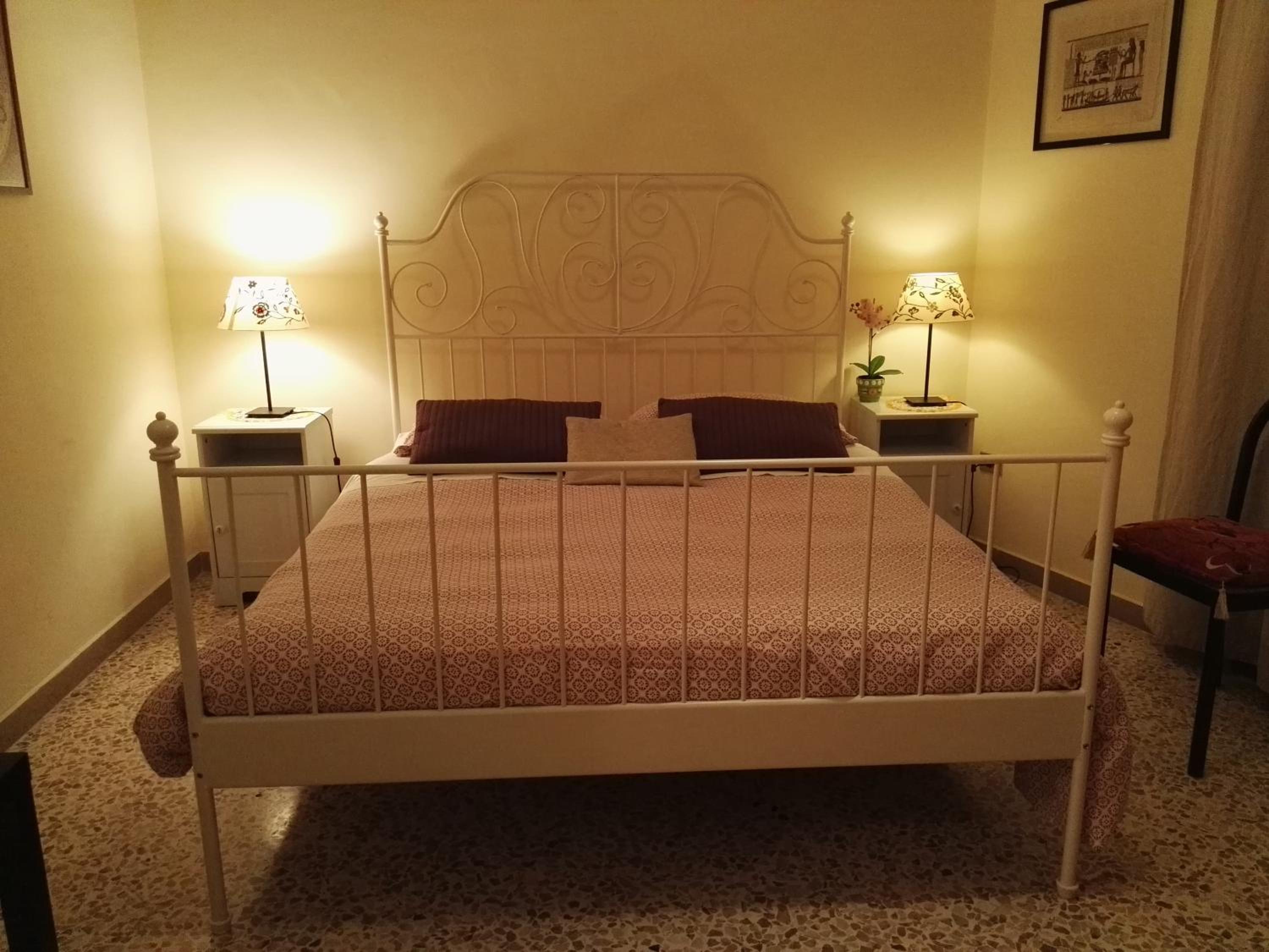 Double Room - Photo 21