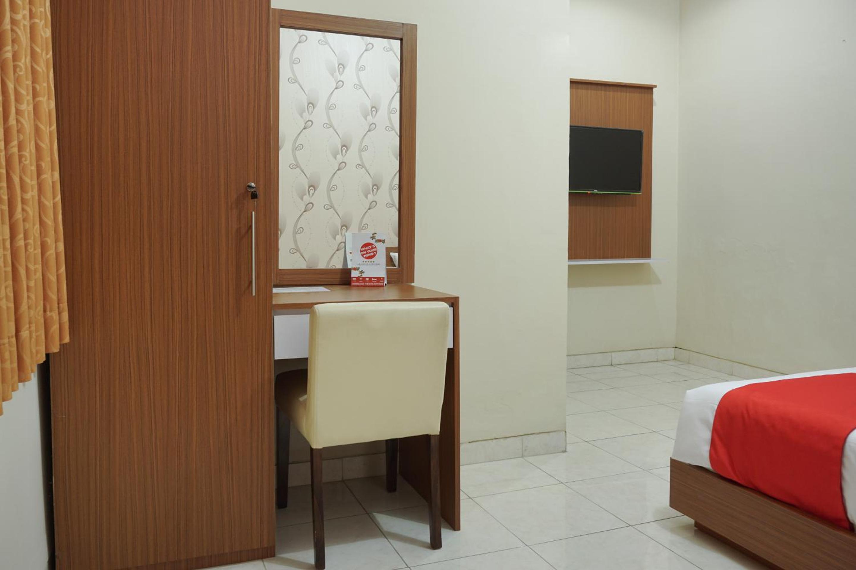 Deluxe Room - Photo 2