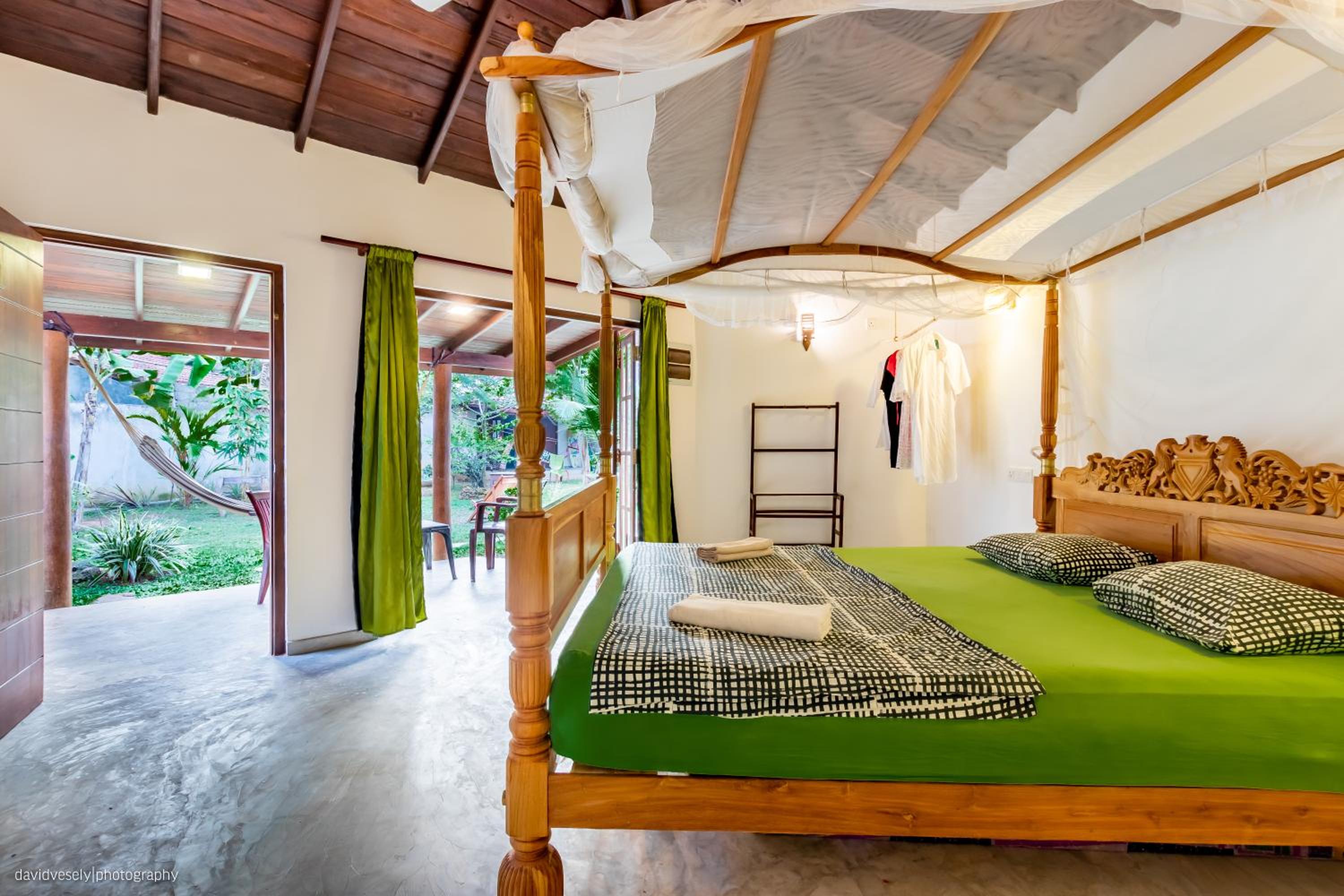 Bungalow With Garden View photo 1