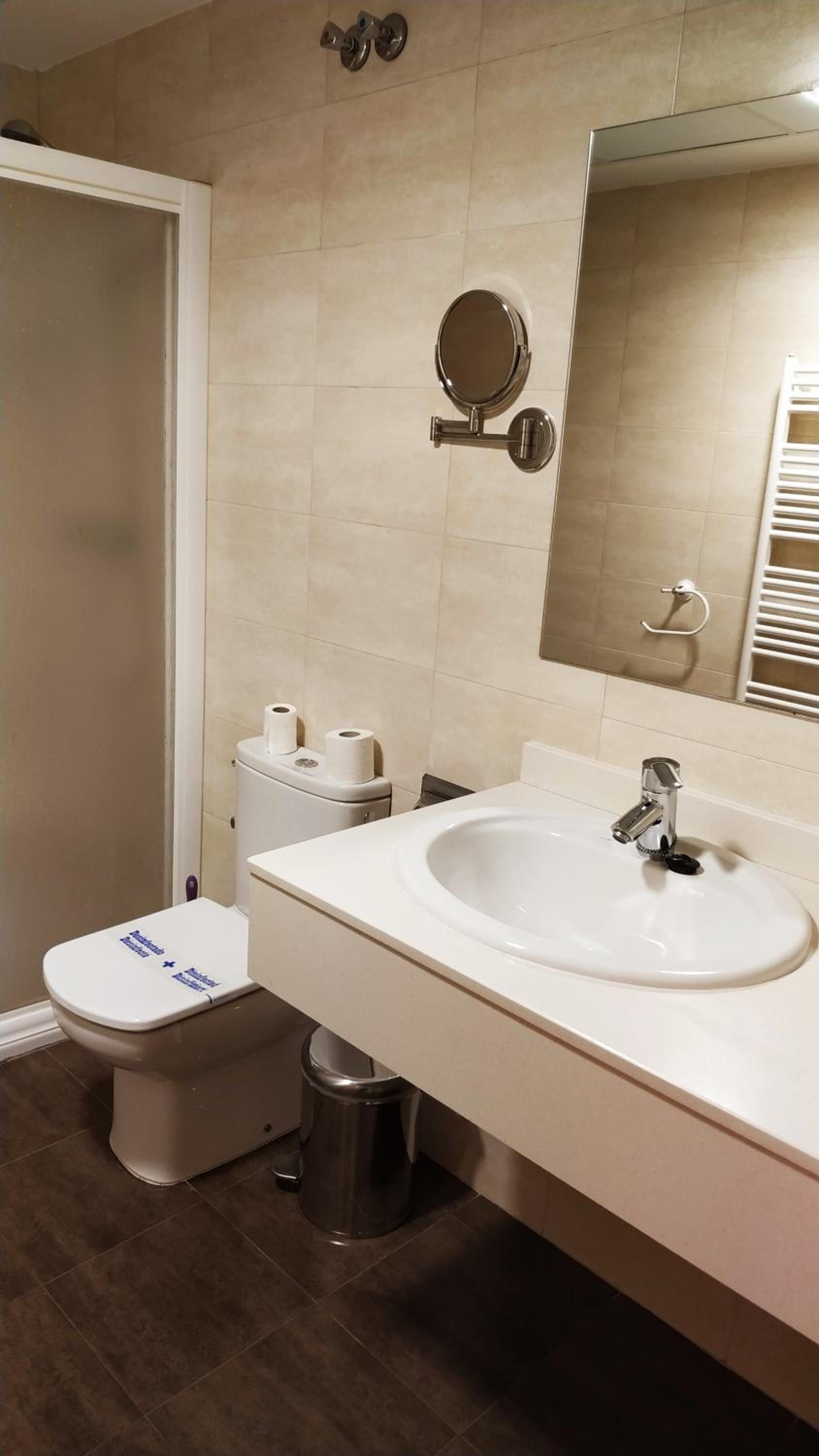 Superior Double or Twin Room photo 3