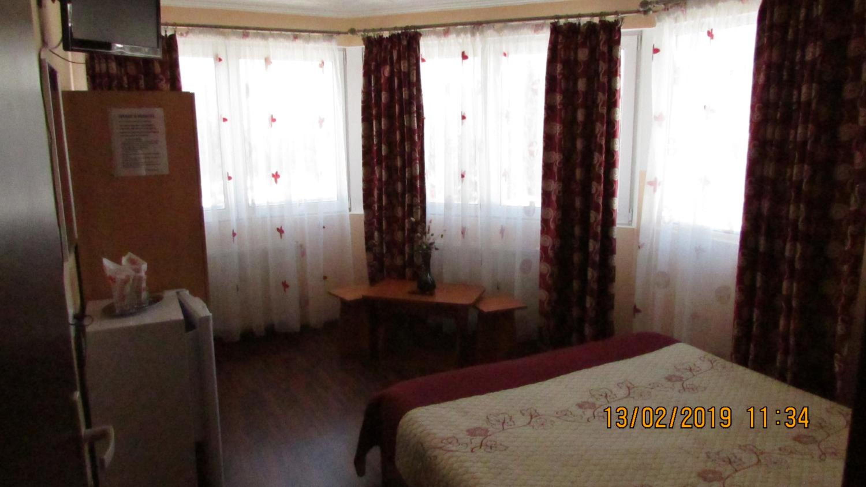Double Room - Photo 5