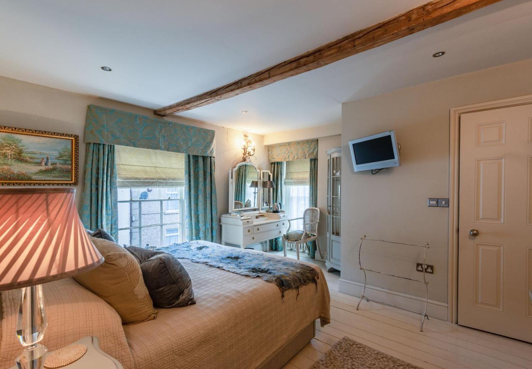 Superior King Room photo 1