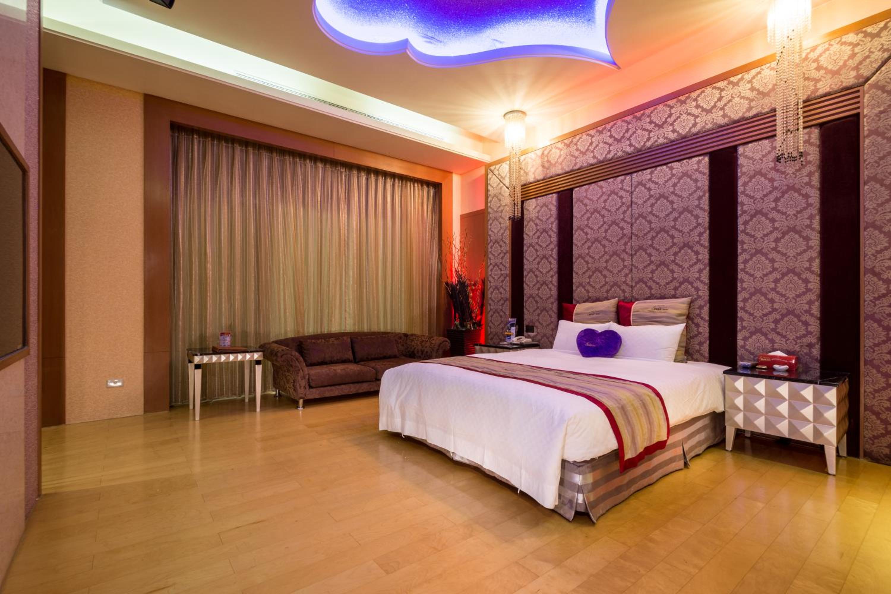 Classic Suite (Check-In After 20:00) photo 1