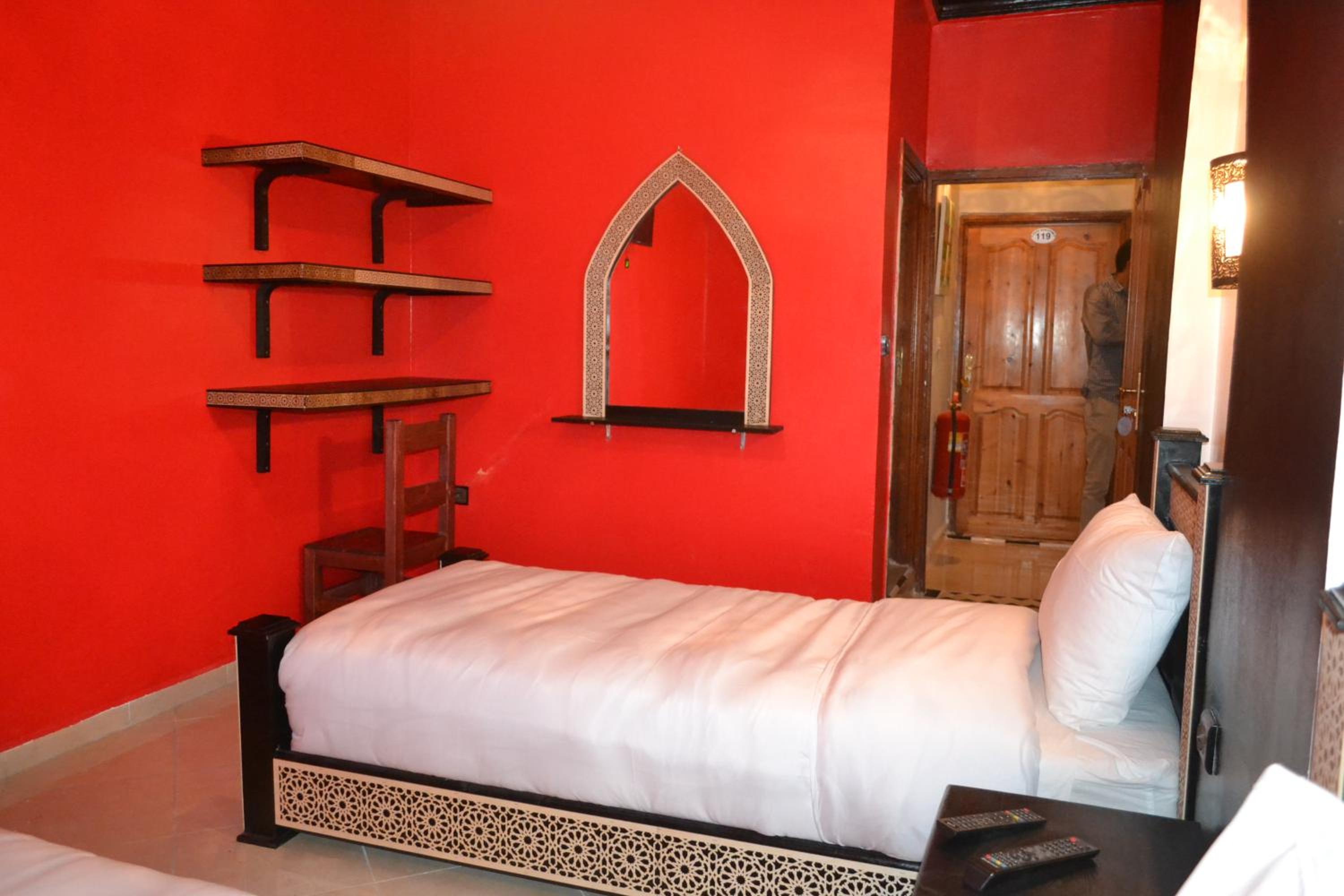 Double Room with Sea View - Photo 4