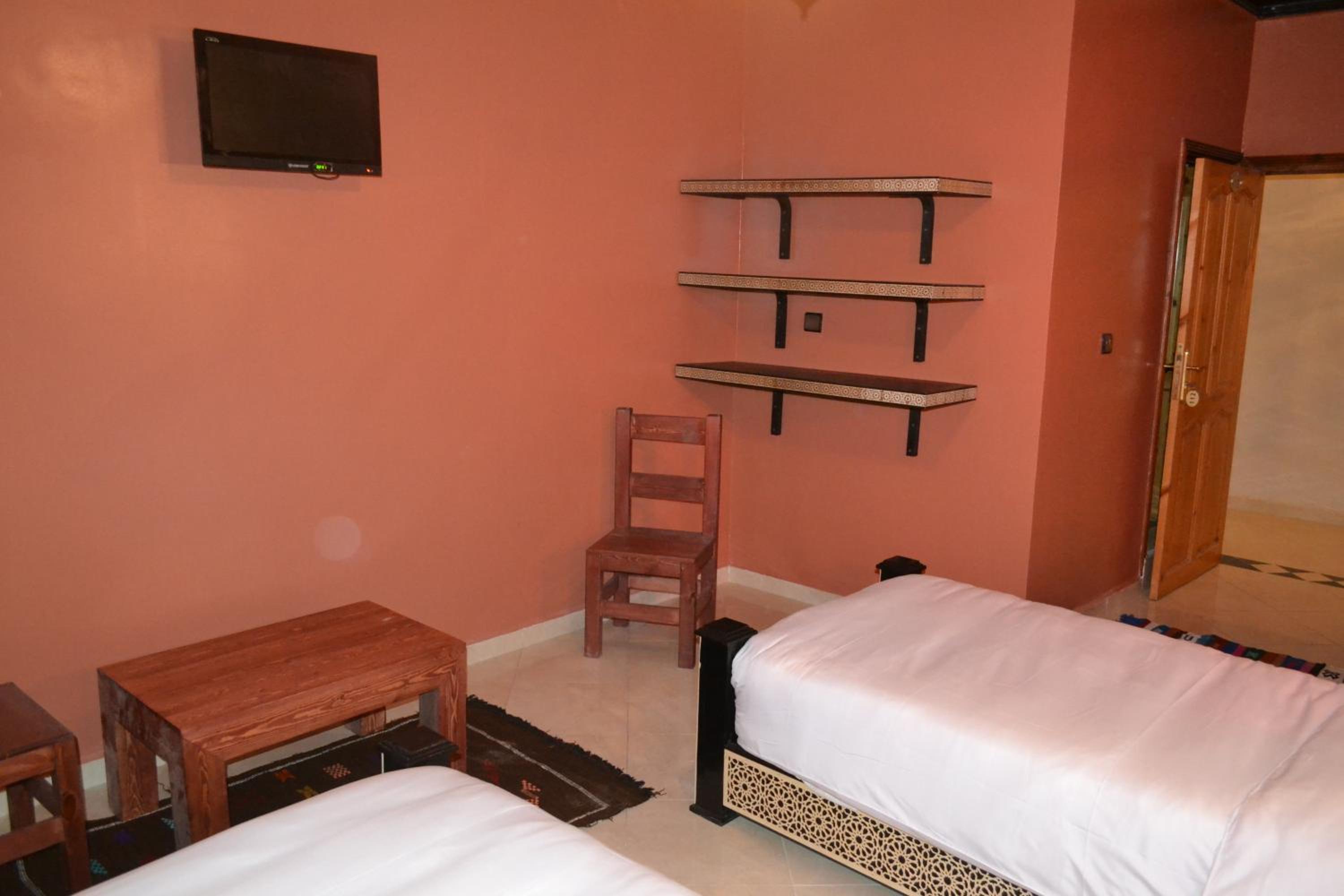 Double Room with Sea View - Photo 2