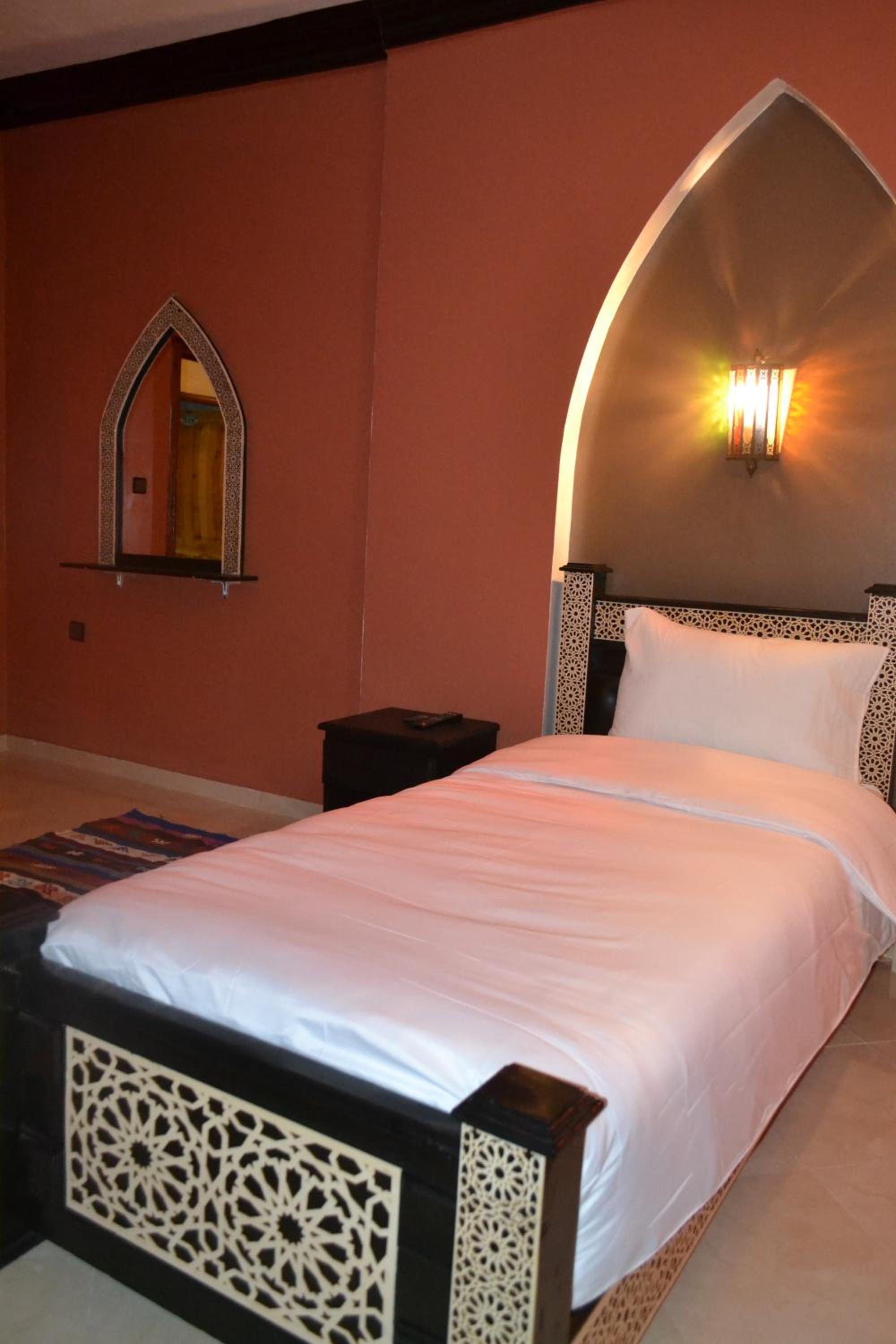Double Room with Sea View - Photo 24