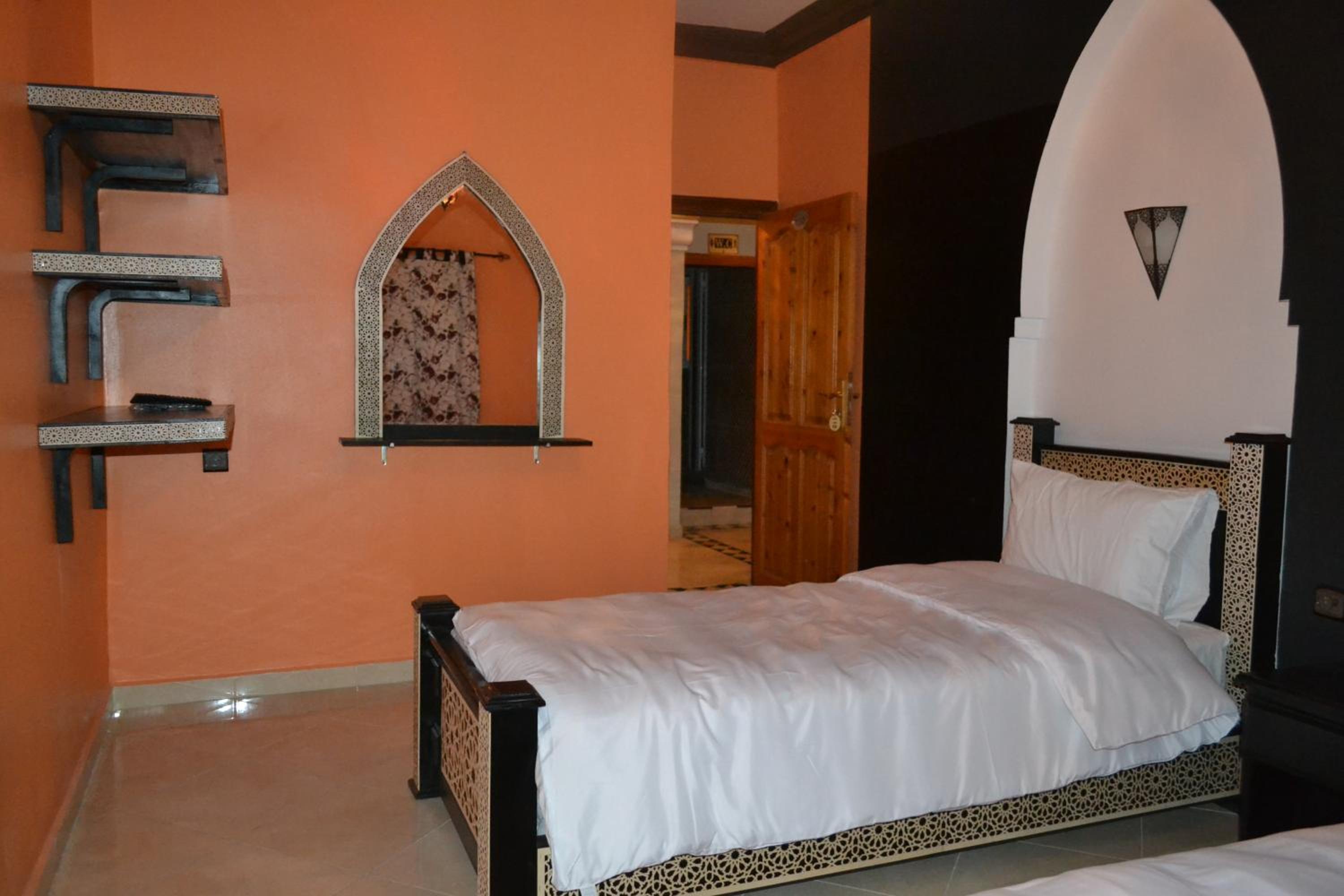 Double Room with Sea View - Photo 17