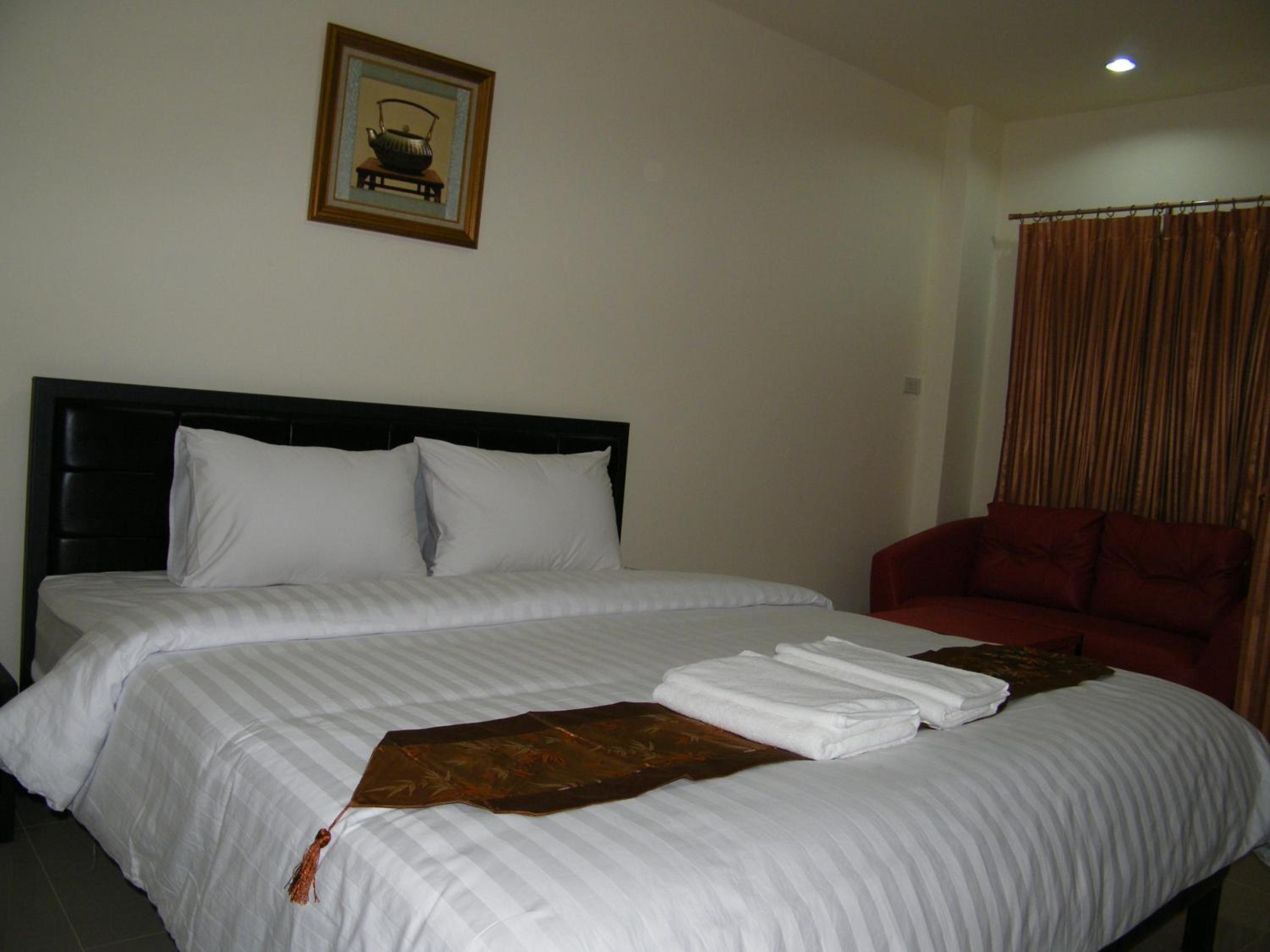 Standard Double Room - Photo 14