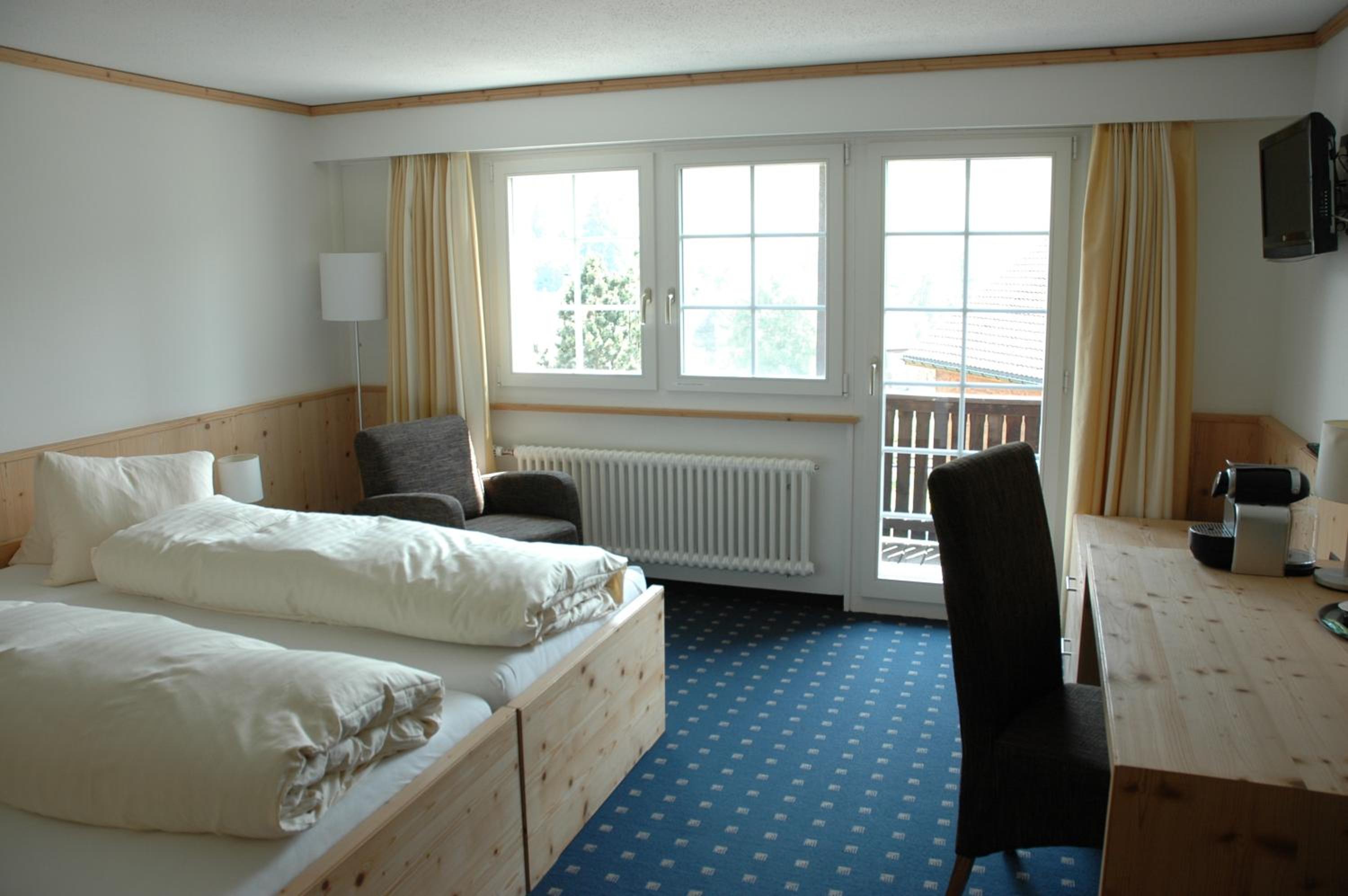 Double or Twin Room - Photo 5