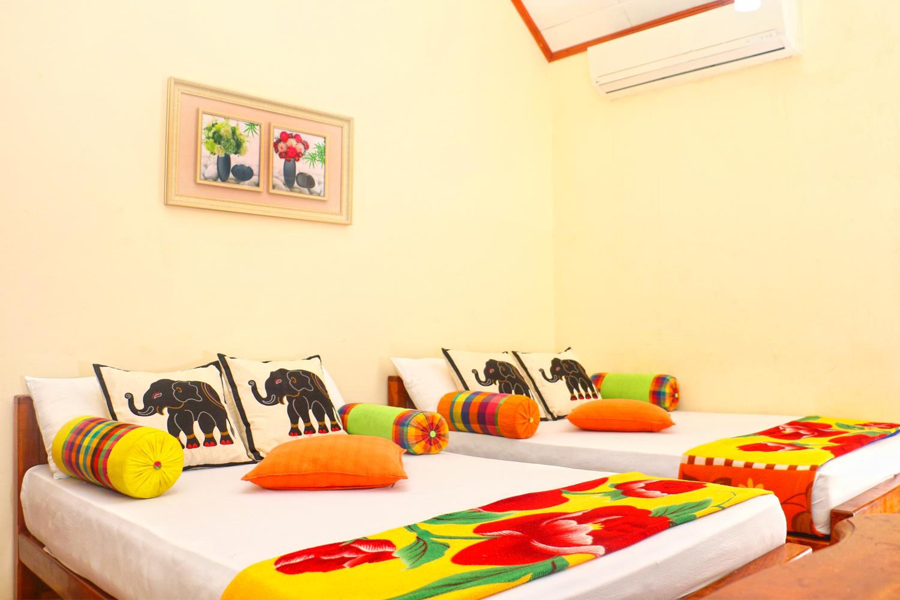 Deluxe Double or Twin Room photo 3