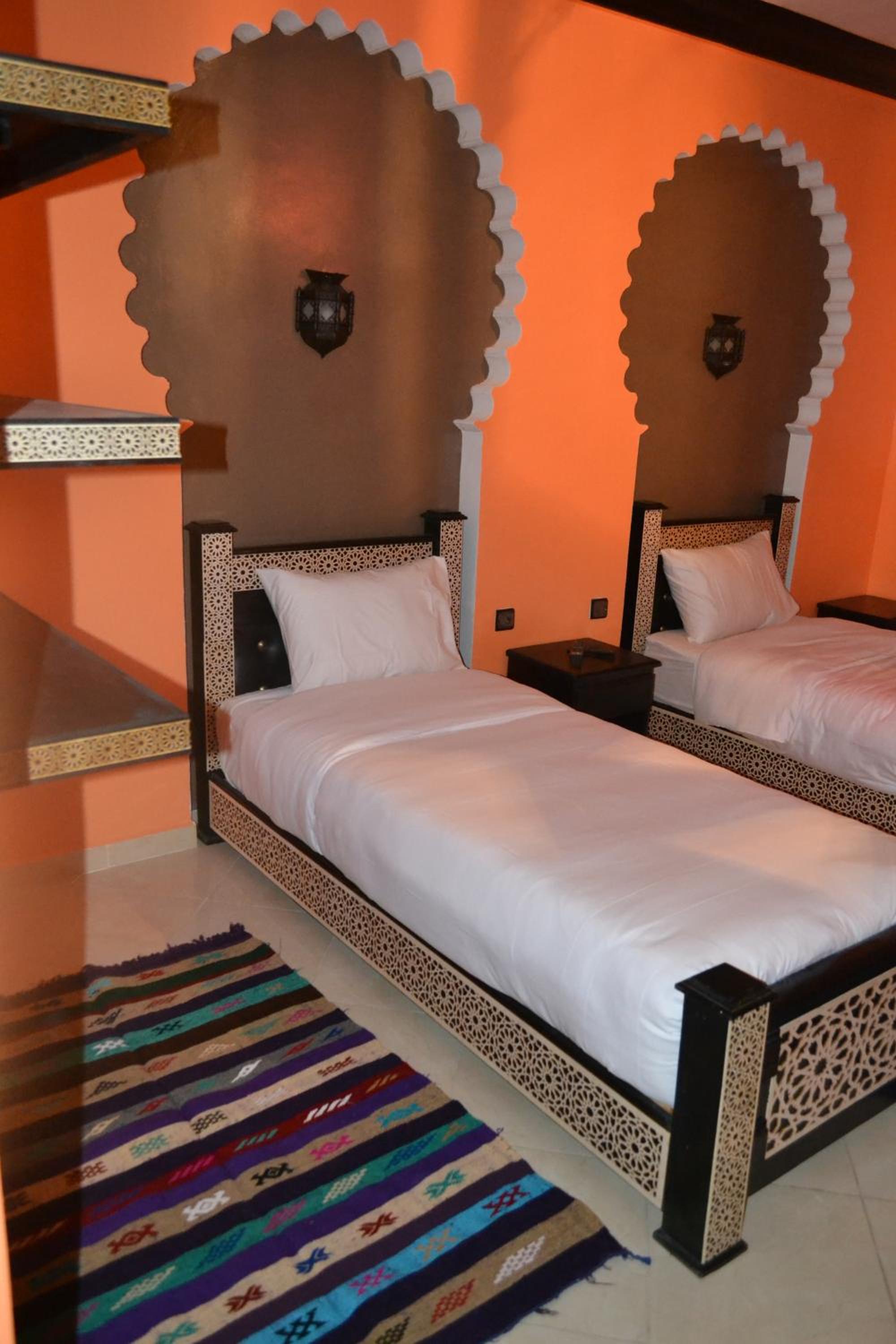 Double Room with Sea View - Photo 15