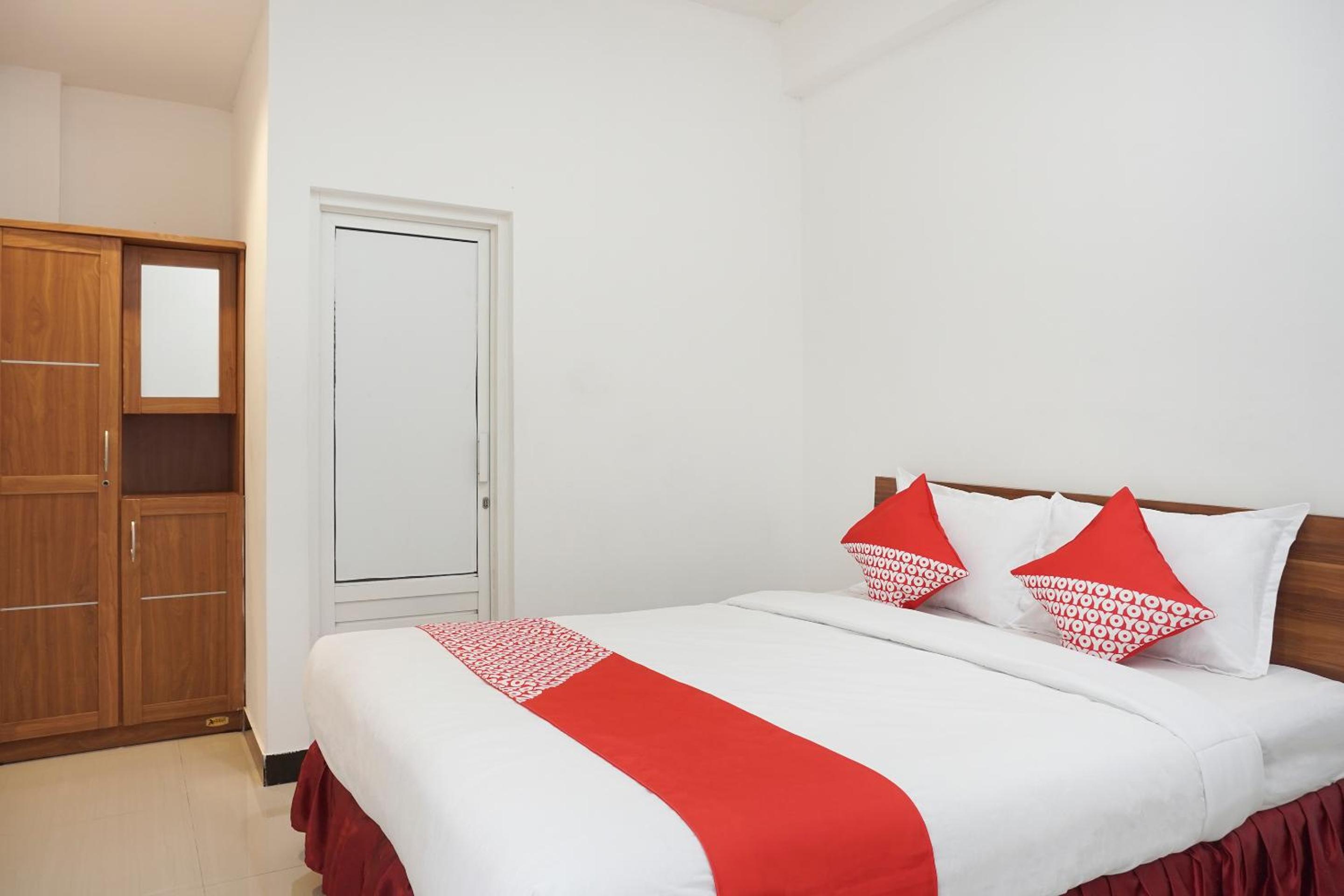 Deluxe Double Room - Photo 1
