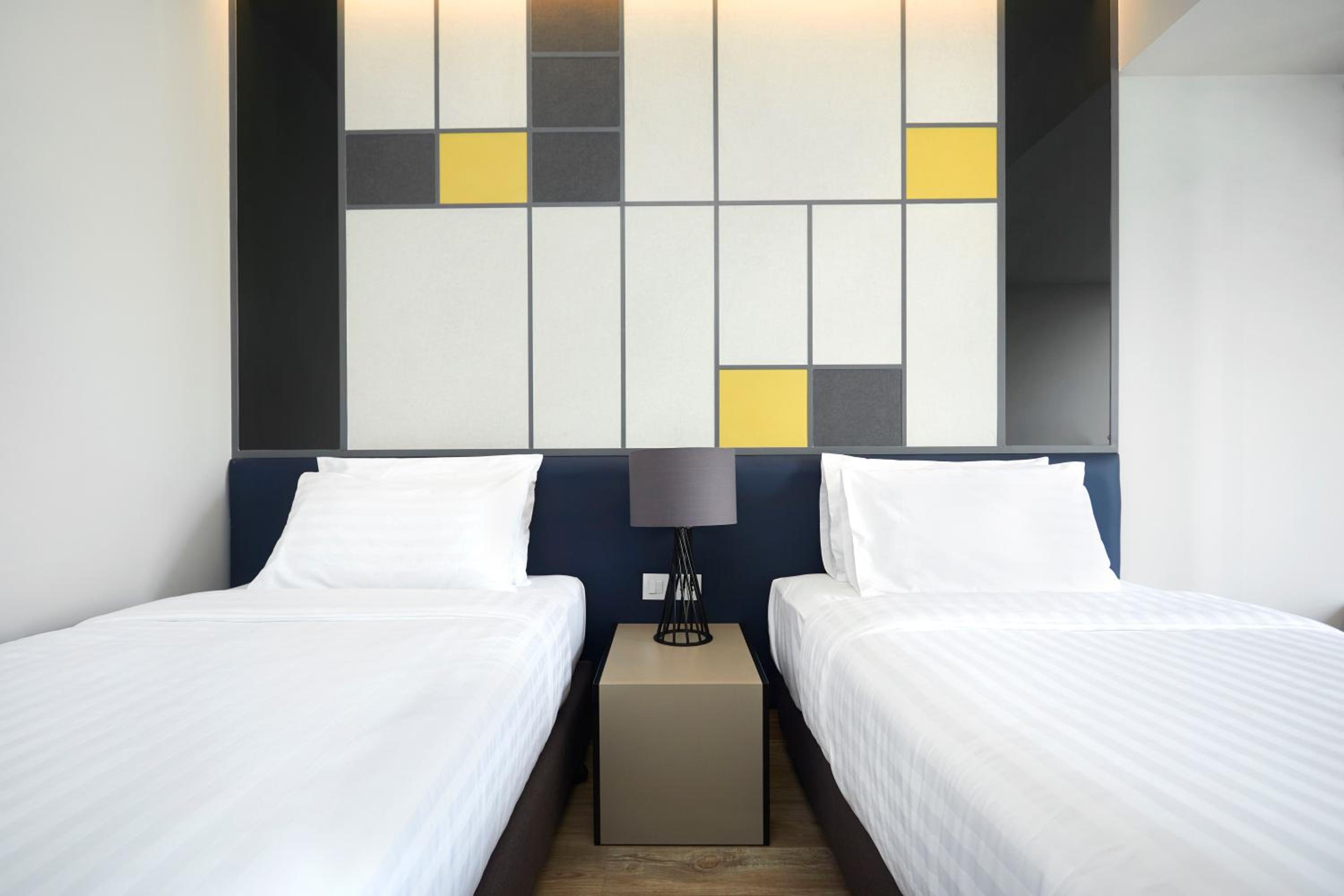 Deluxe Twin Room photo 2