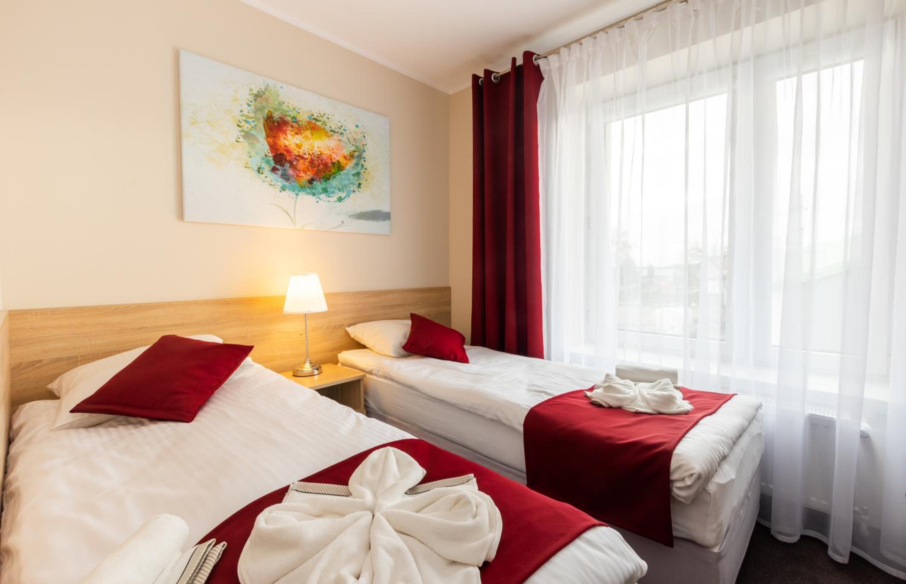 Standard Double Room - Photo 2