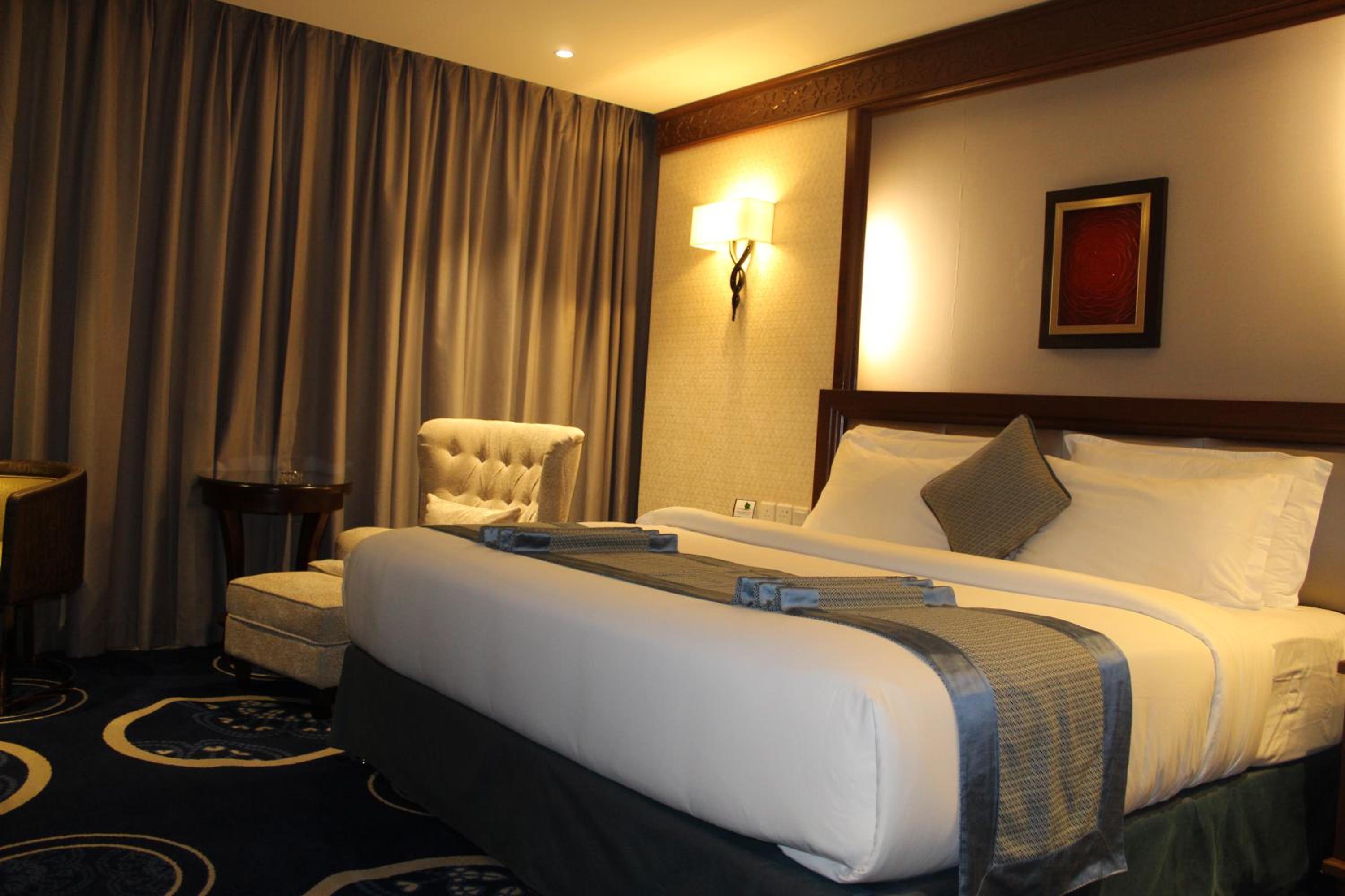 Business Suite thumbnail 6