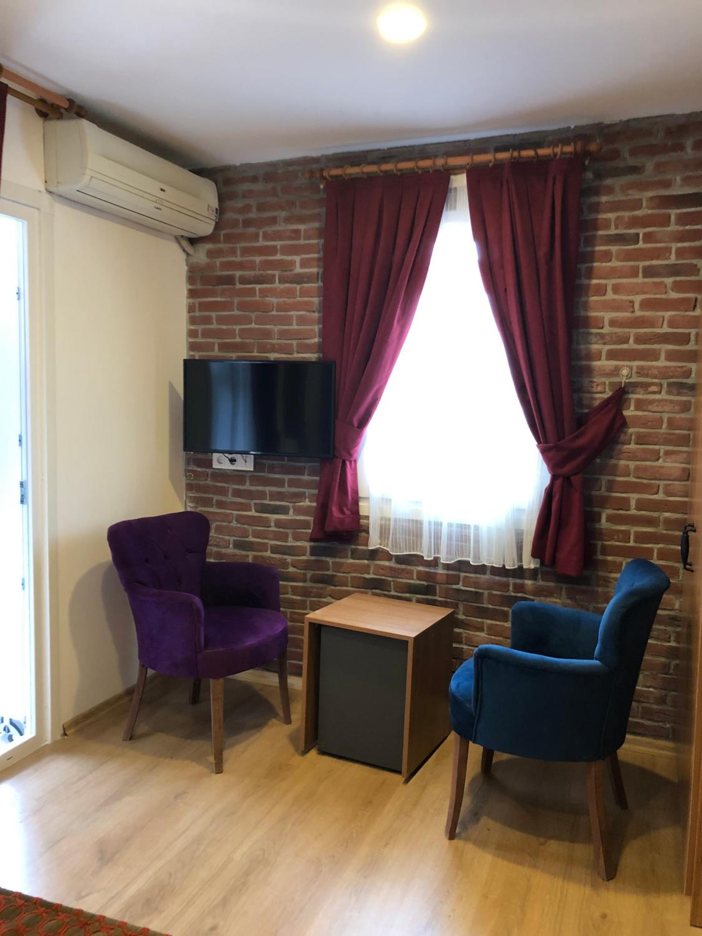 Deluxe Double Room with Balcony and Sea View photo 1