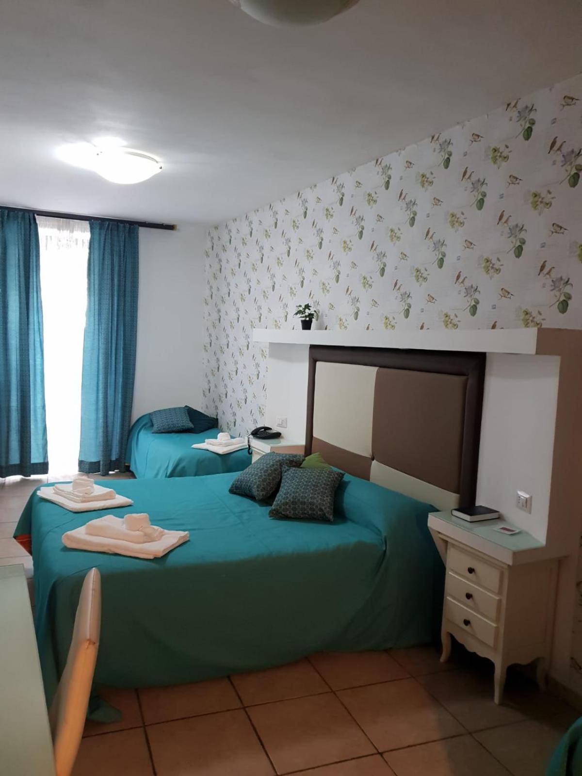 Triple Room photo 1