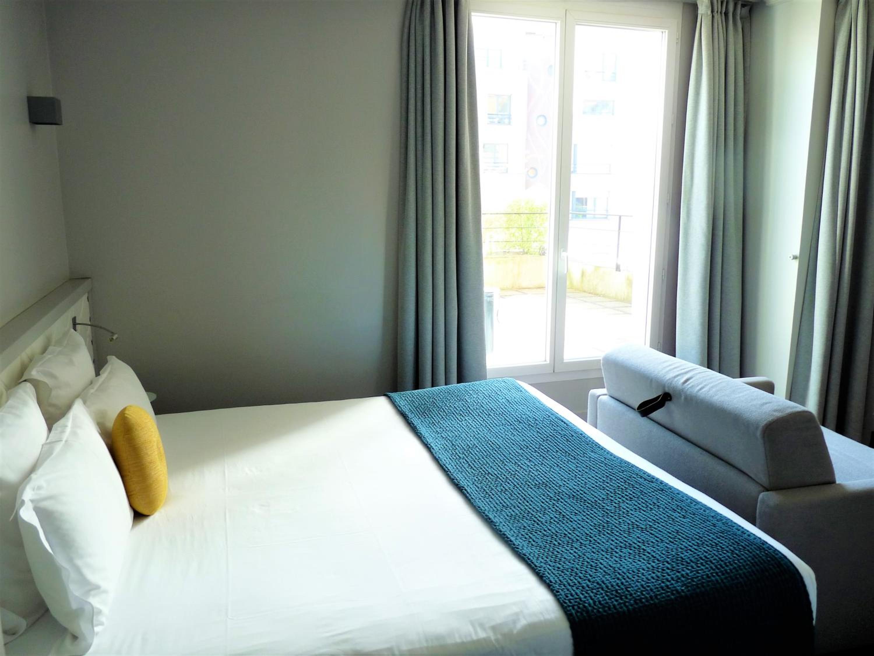 Privilege Triple Room - Photo 6
