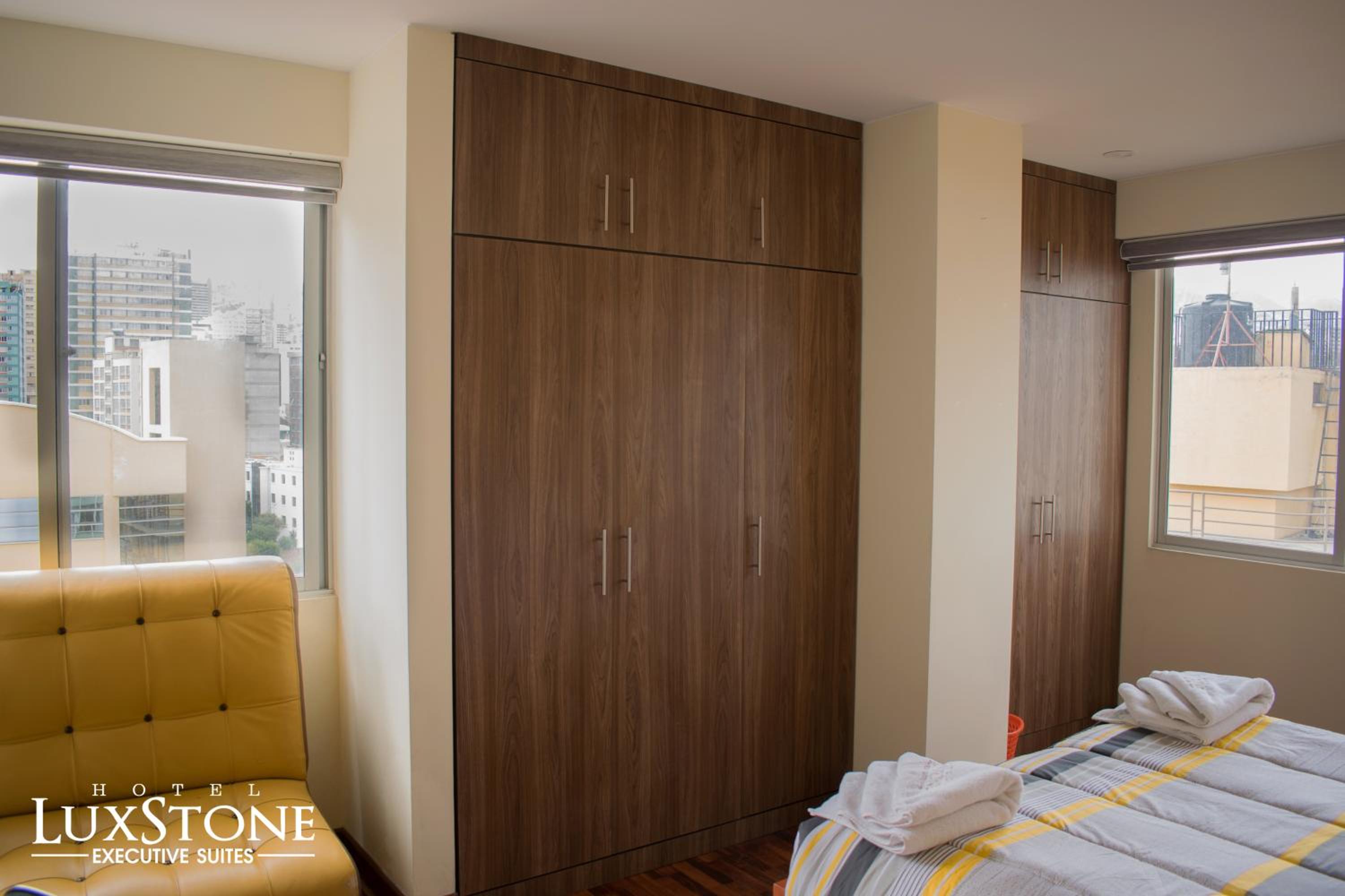 Double Room With Shared Bathroom photo 2
