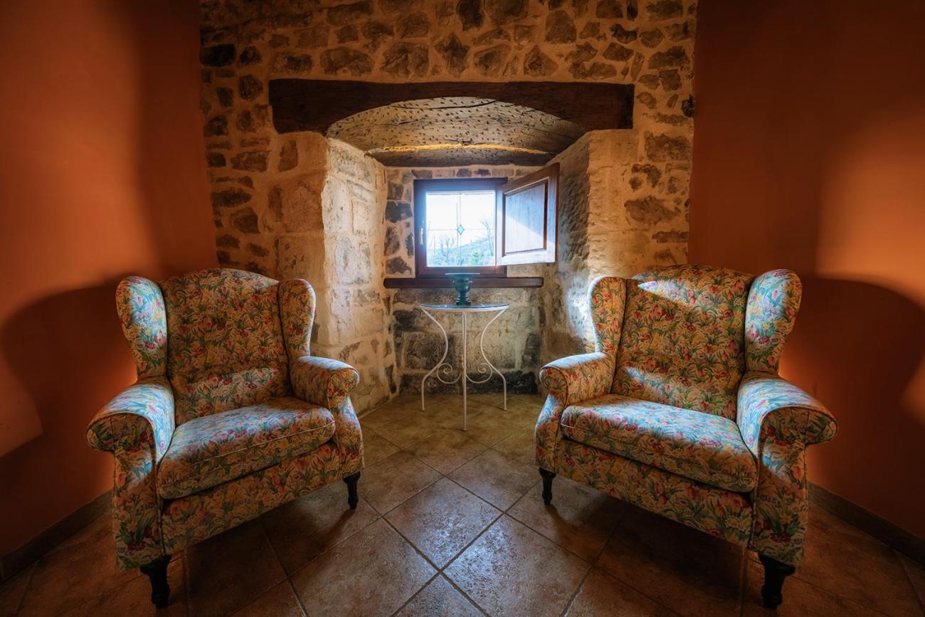 Habitación Doble Estándar con Vista a la Montaña con Camas Individuales