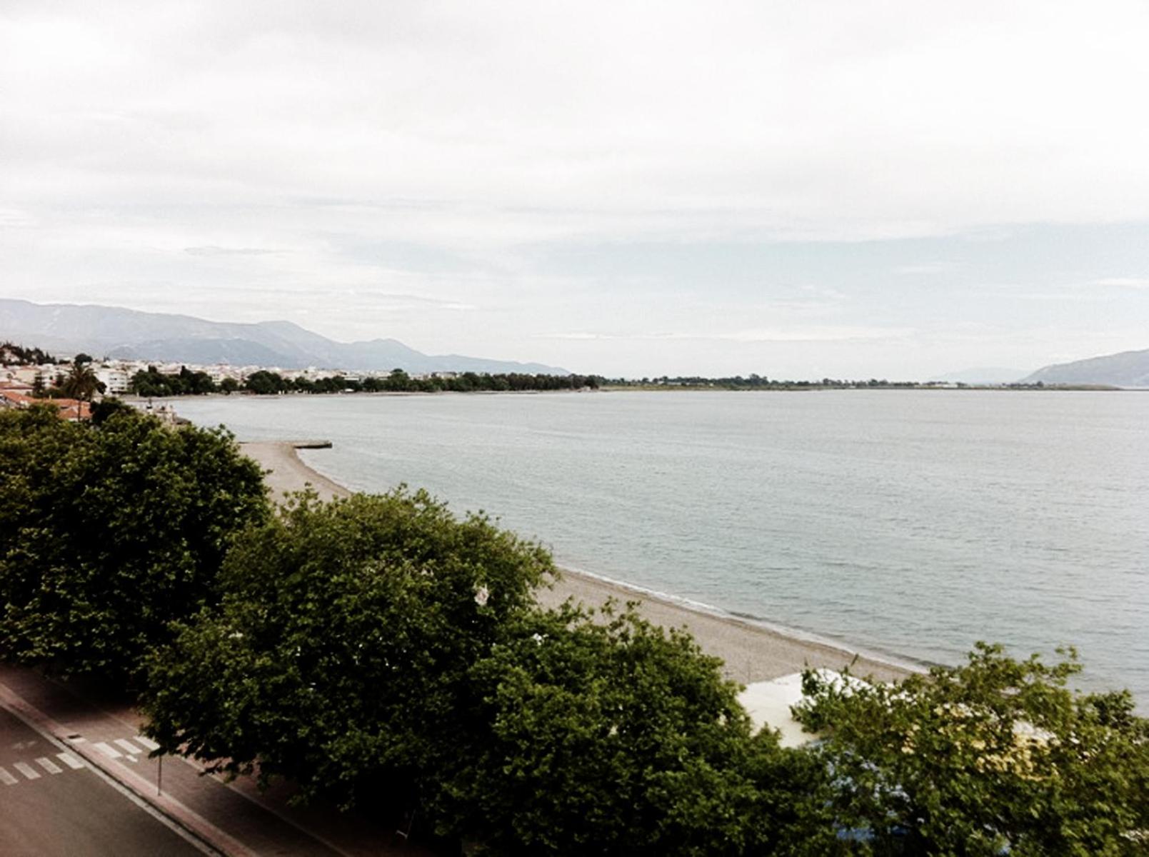 Superior Triple Room with Sea View - Photo 5
