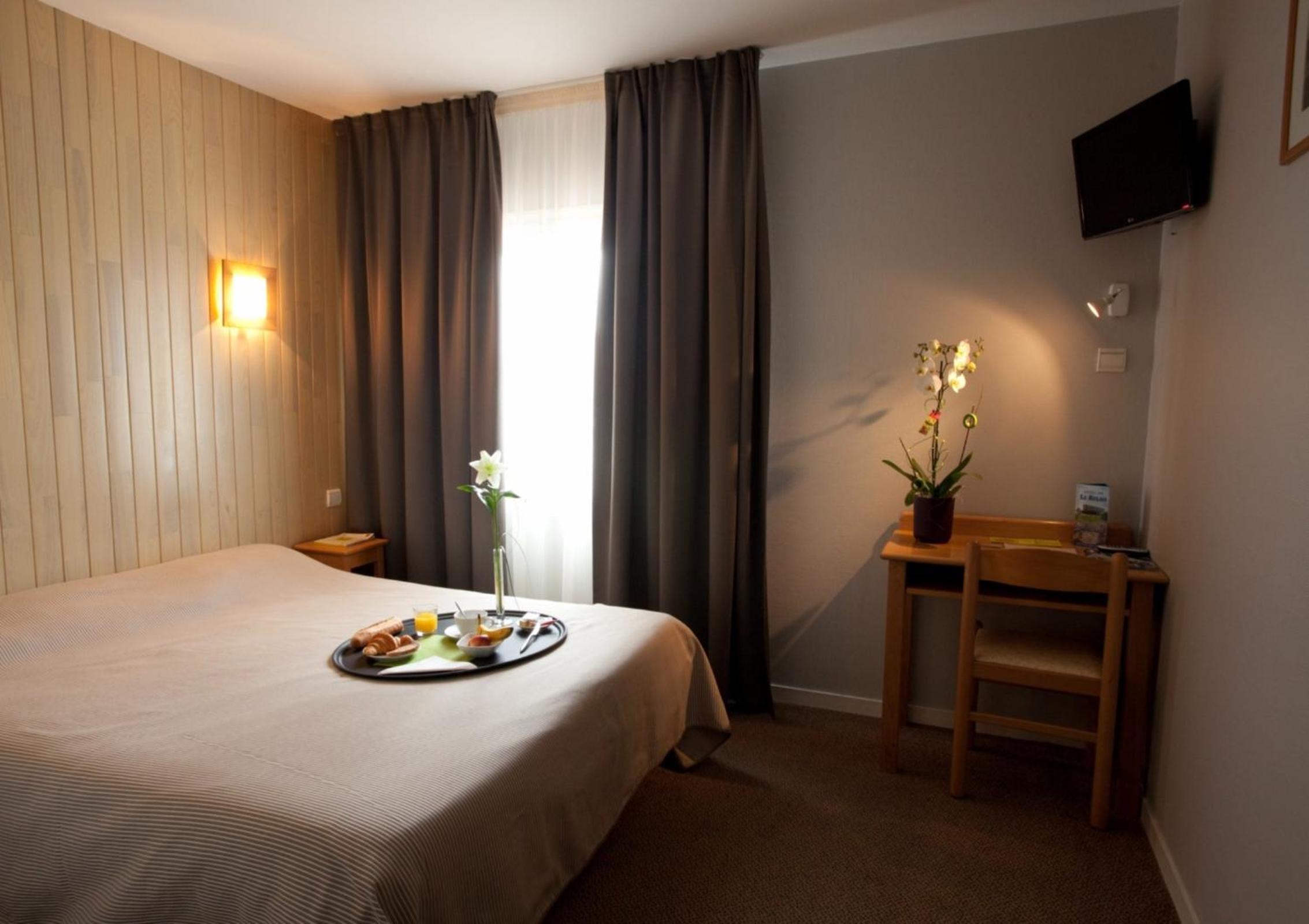 Double Room - Photo 1