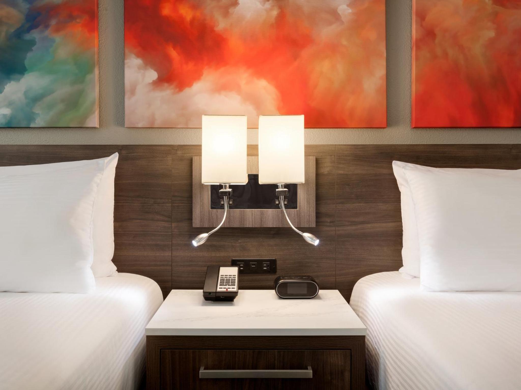 One Bedroom Queen Suite with Two Queen Beds - Sofa Bed thumbnail 5