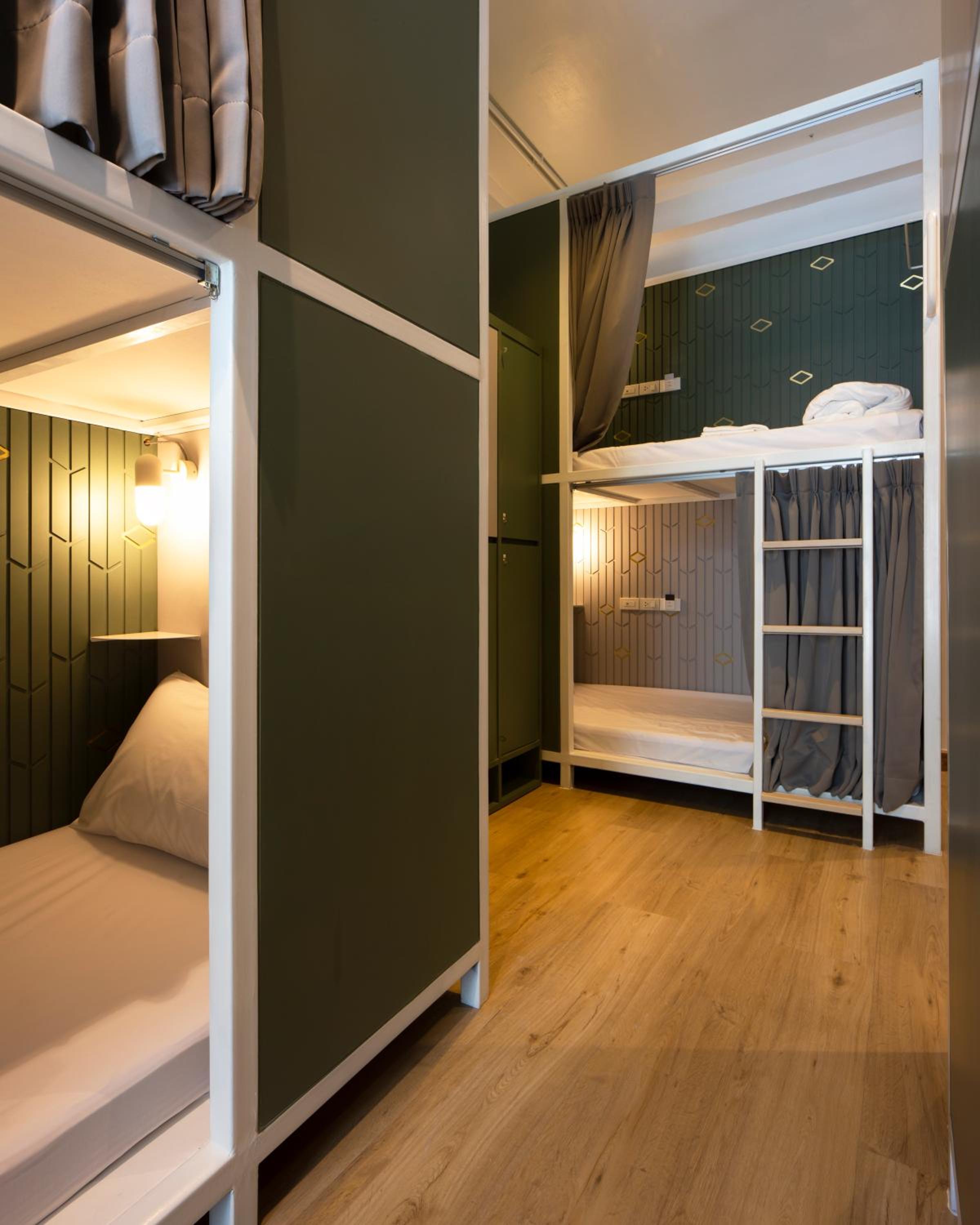 Bed in 10-Bed Mixed Dormitory Room photo 2