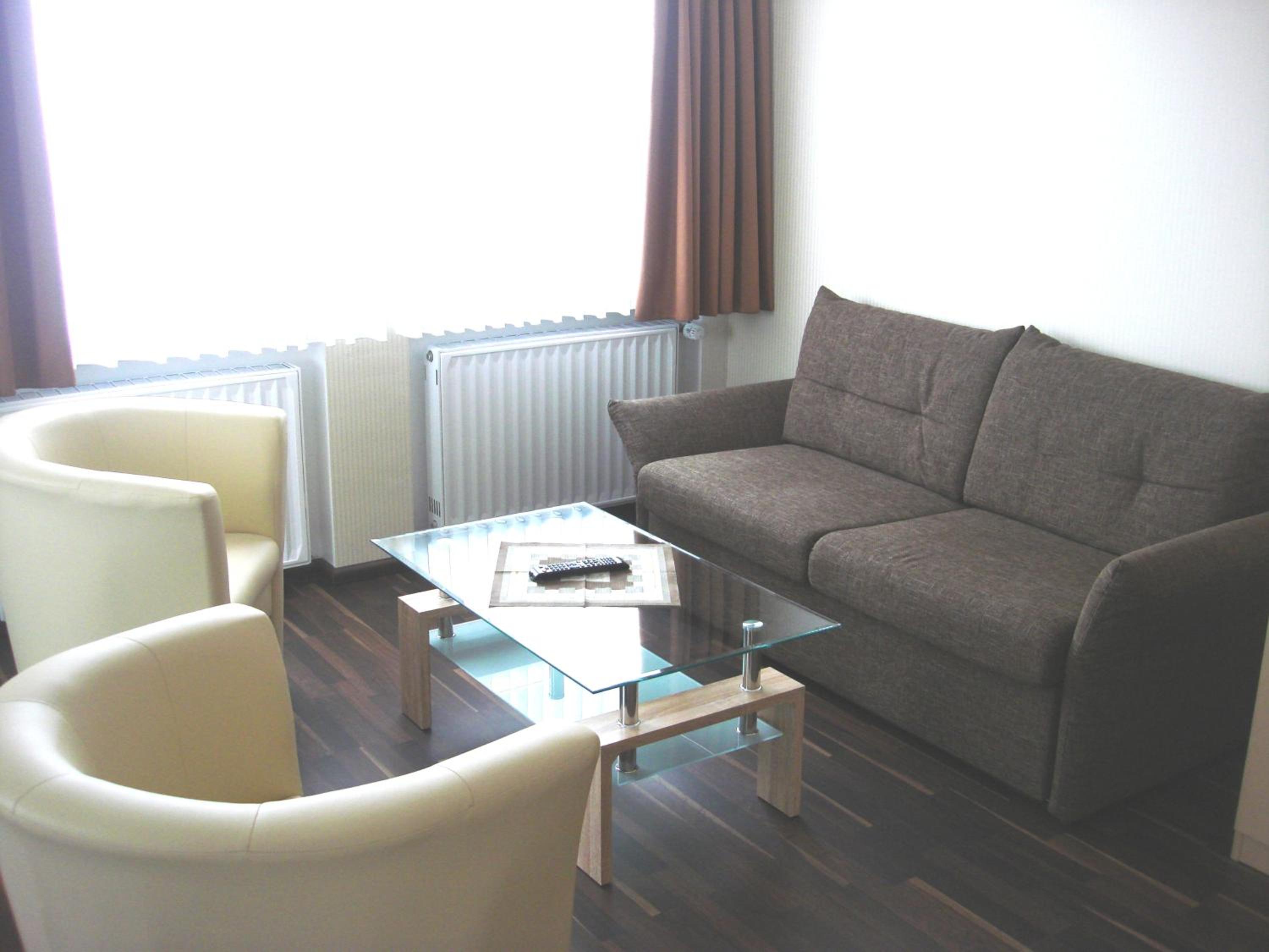 Family Room - Photo 1