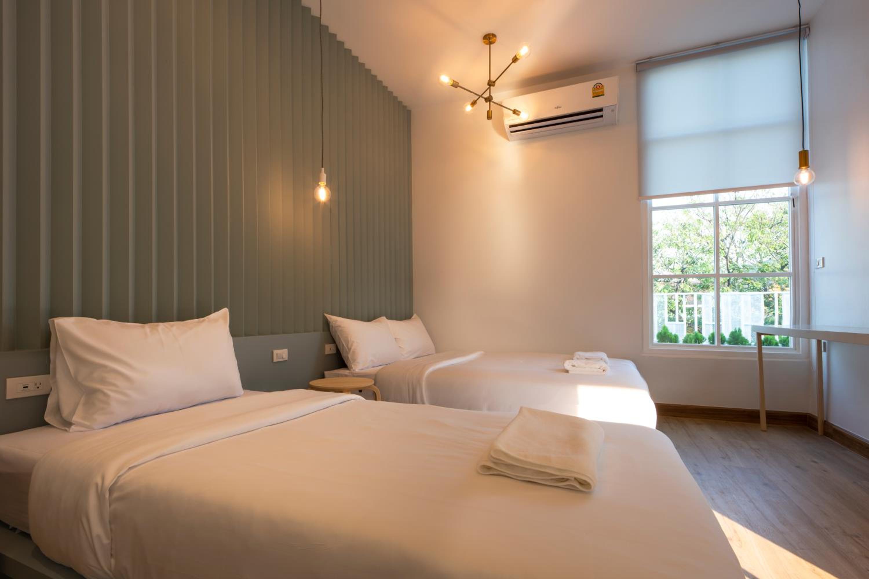 Triple Room with Shared Bathroom photo 2