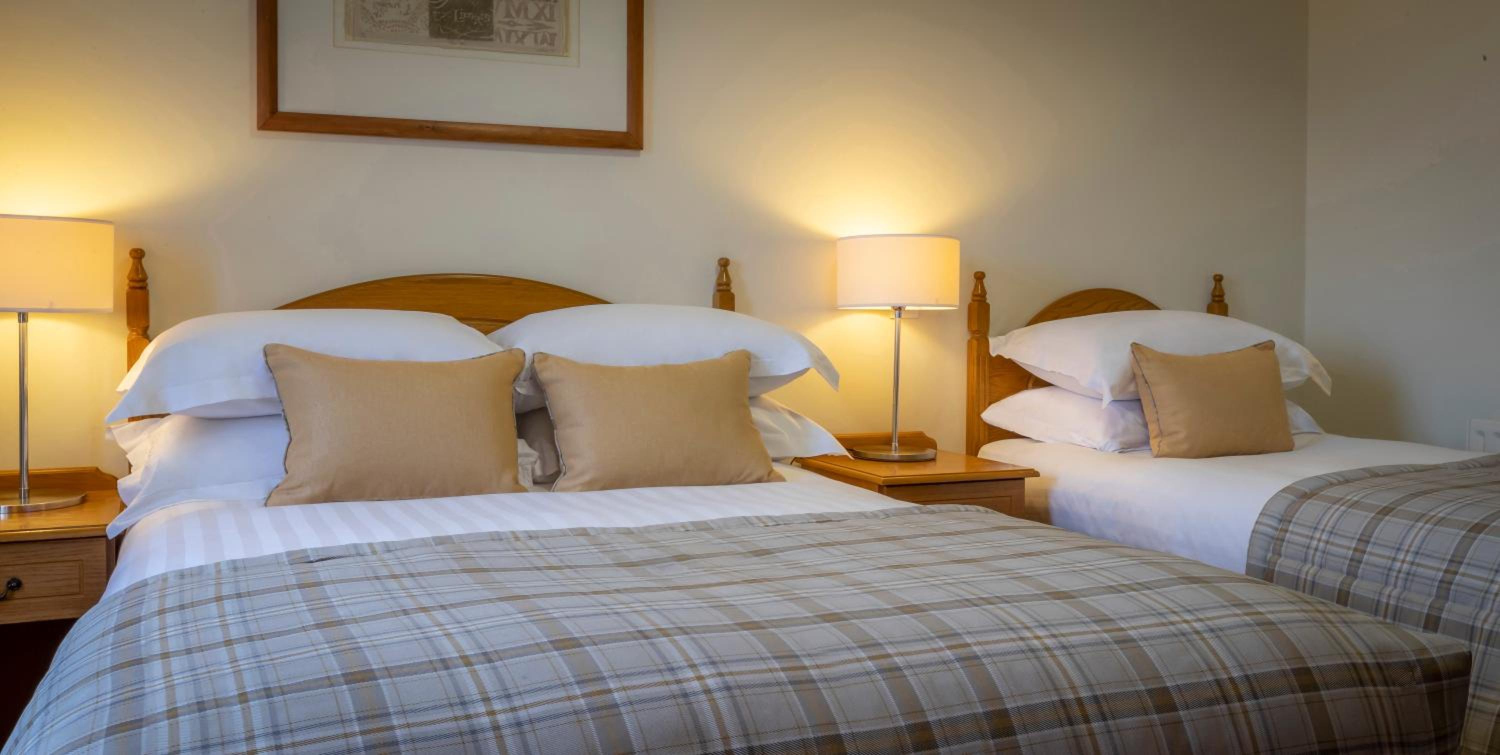 Standard Double/Single Room - Photo 4