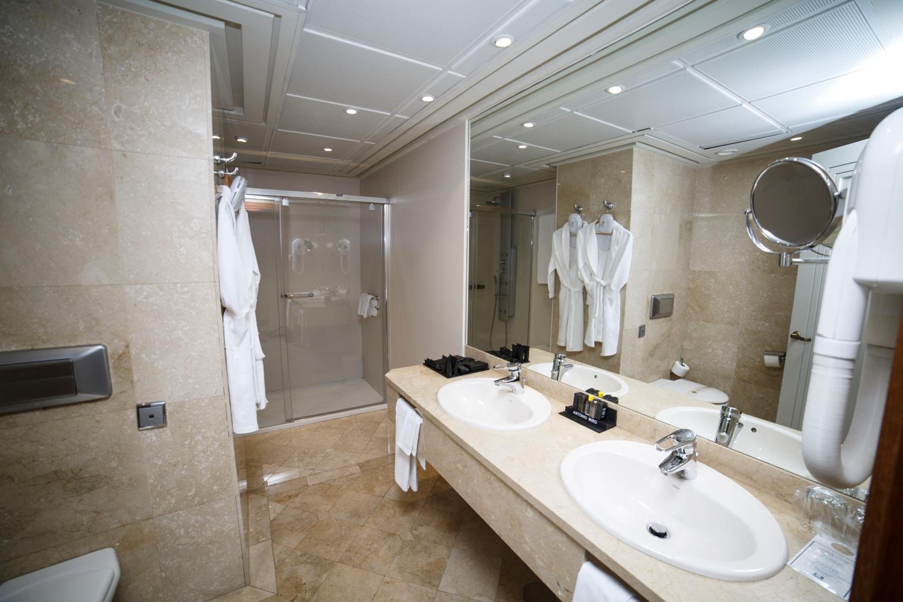 Superior Double Room - Photo 9