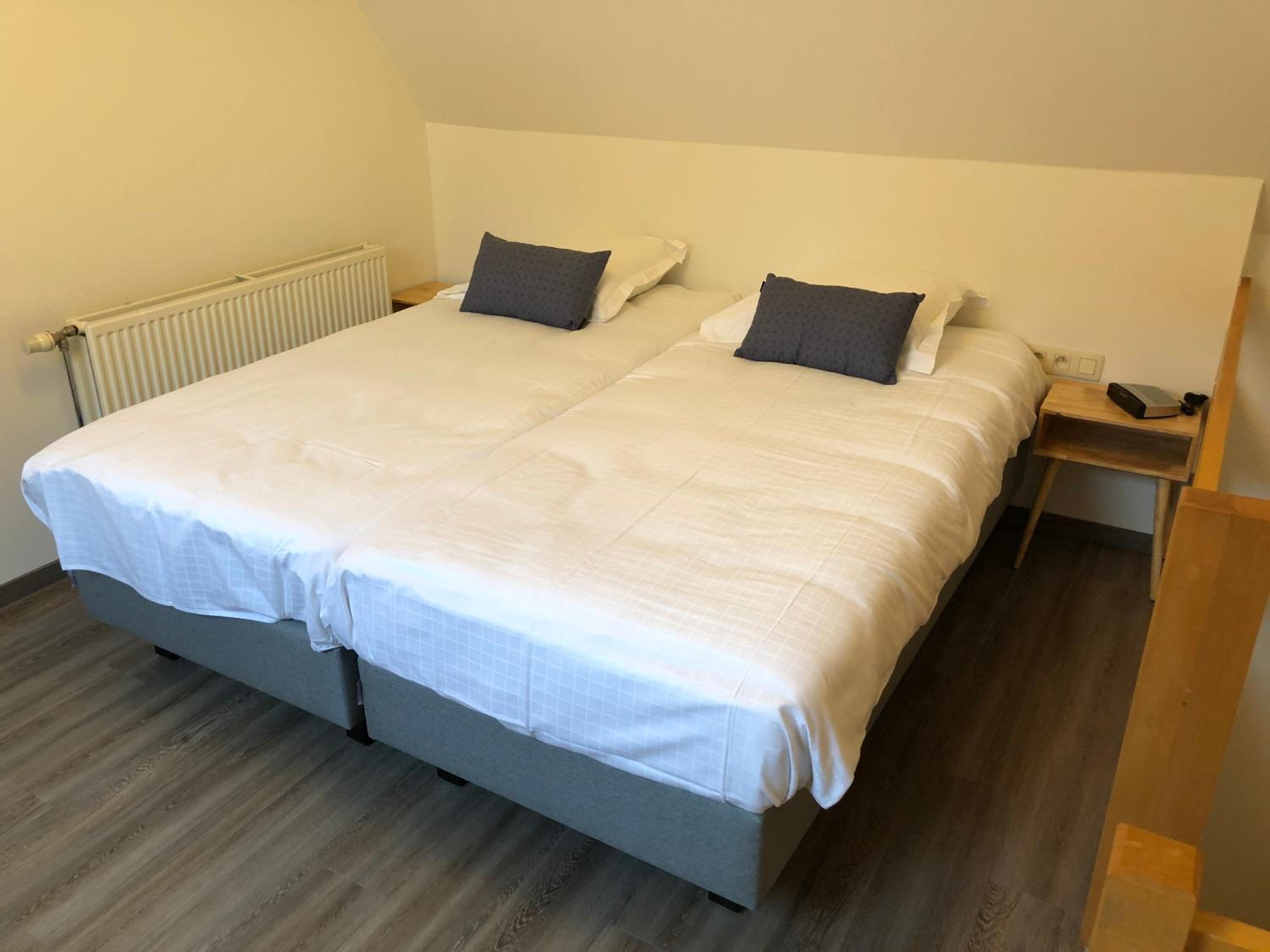 Deluxe Triple Room - Photo 9