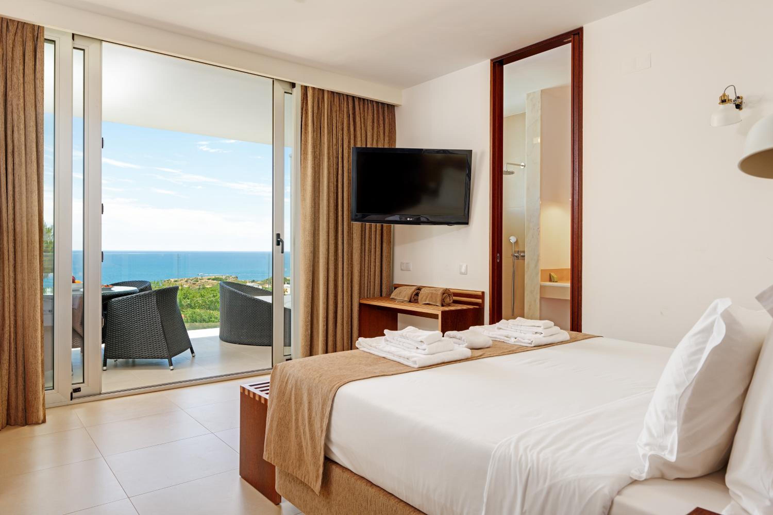 Ocean Villa with Private Pool - Photo 2