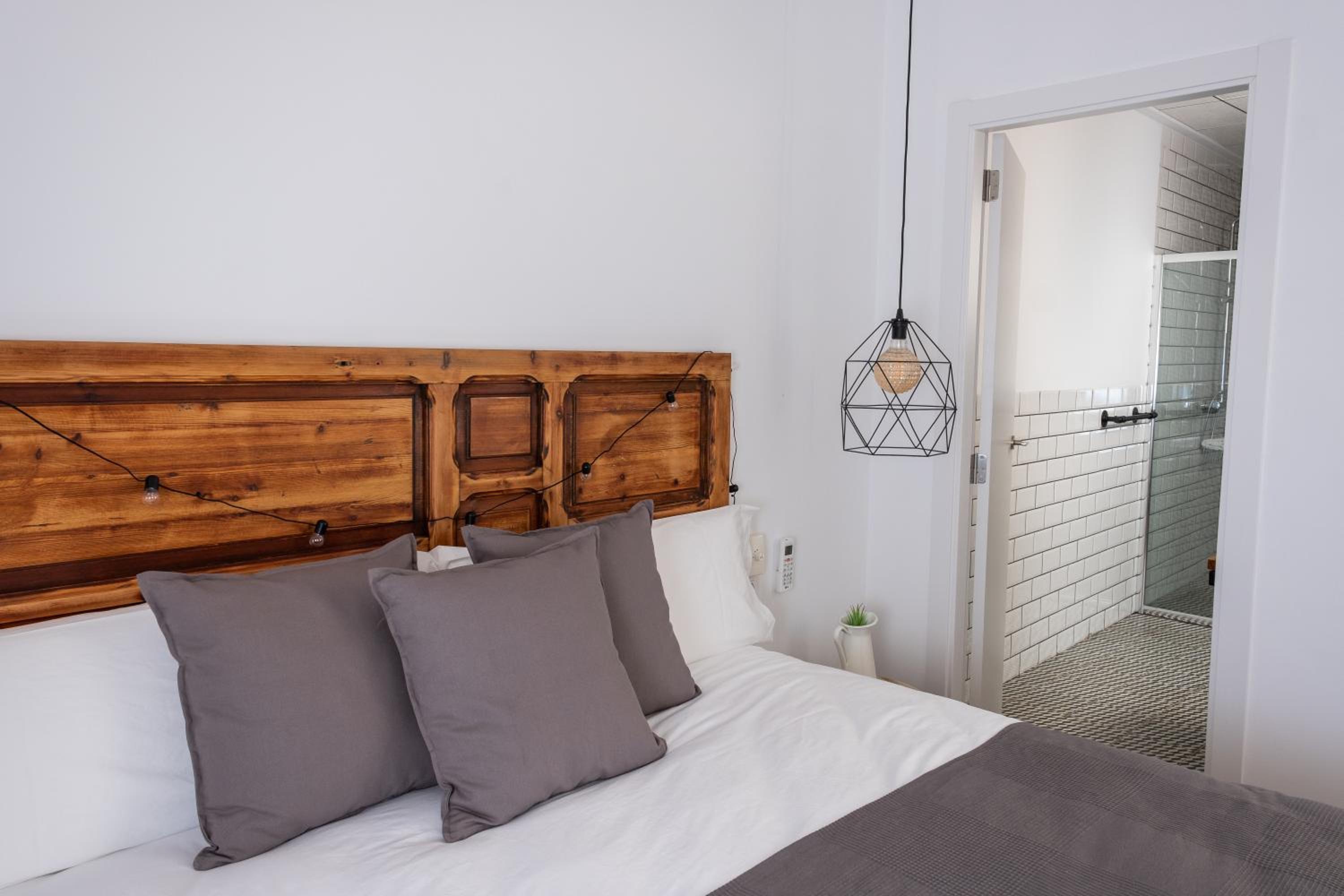 Standard Double Room - Photo 3