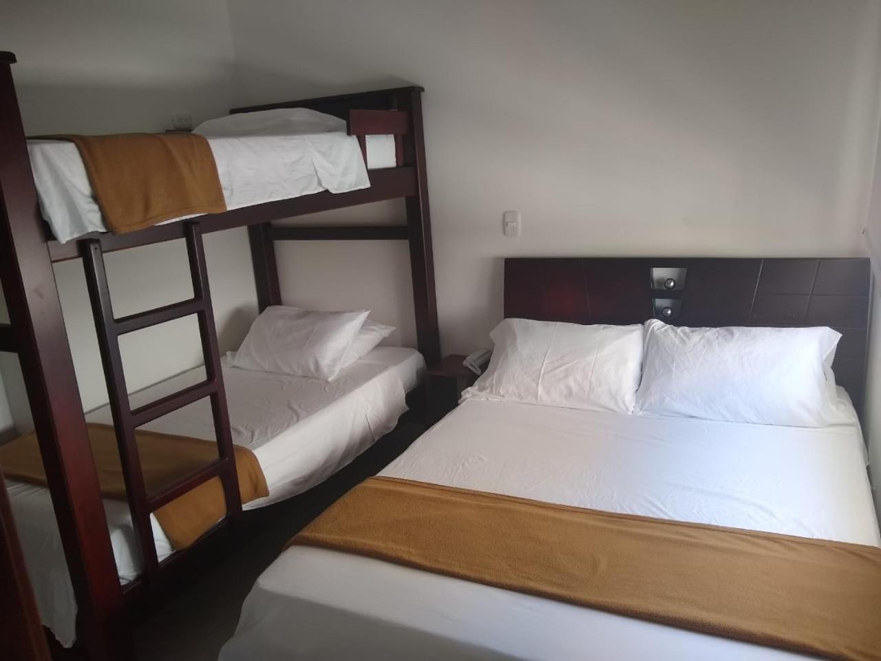 Comfort Quadruple Room photo 1