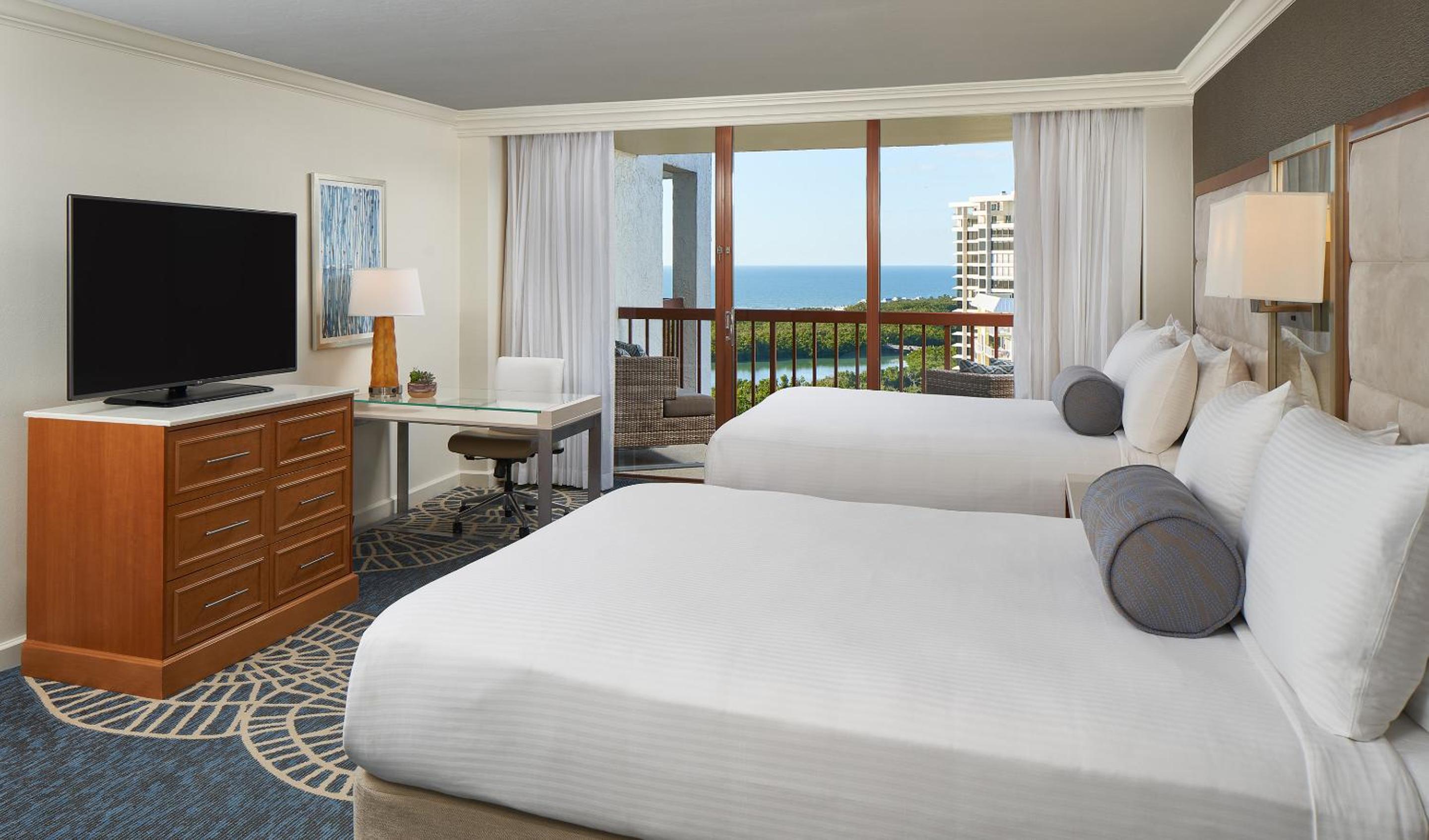 Queen Room with Two Queen Beds - Disability Access photo 1