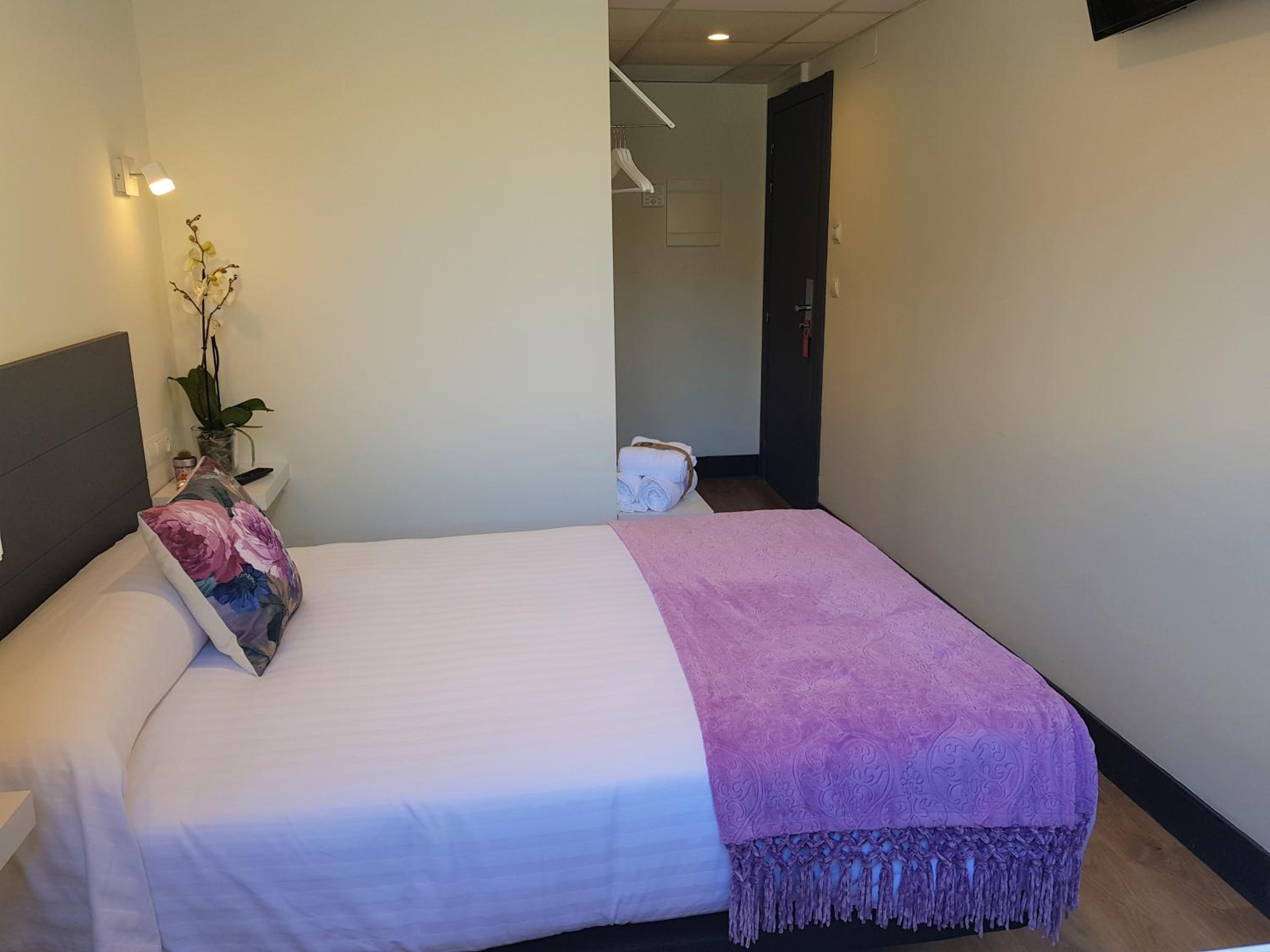 Small Double Room photo 3